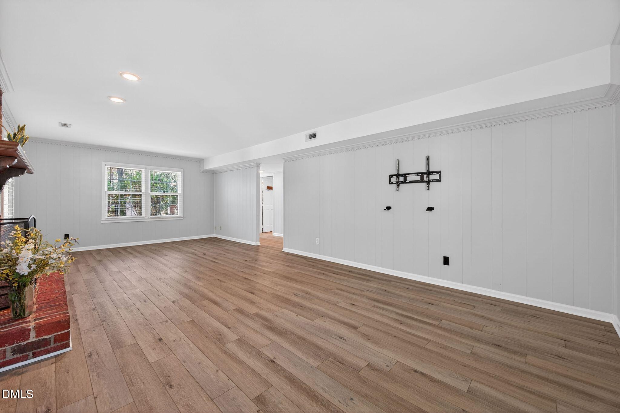 1113 Braemar Court