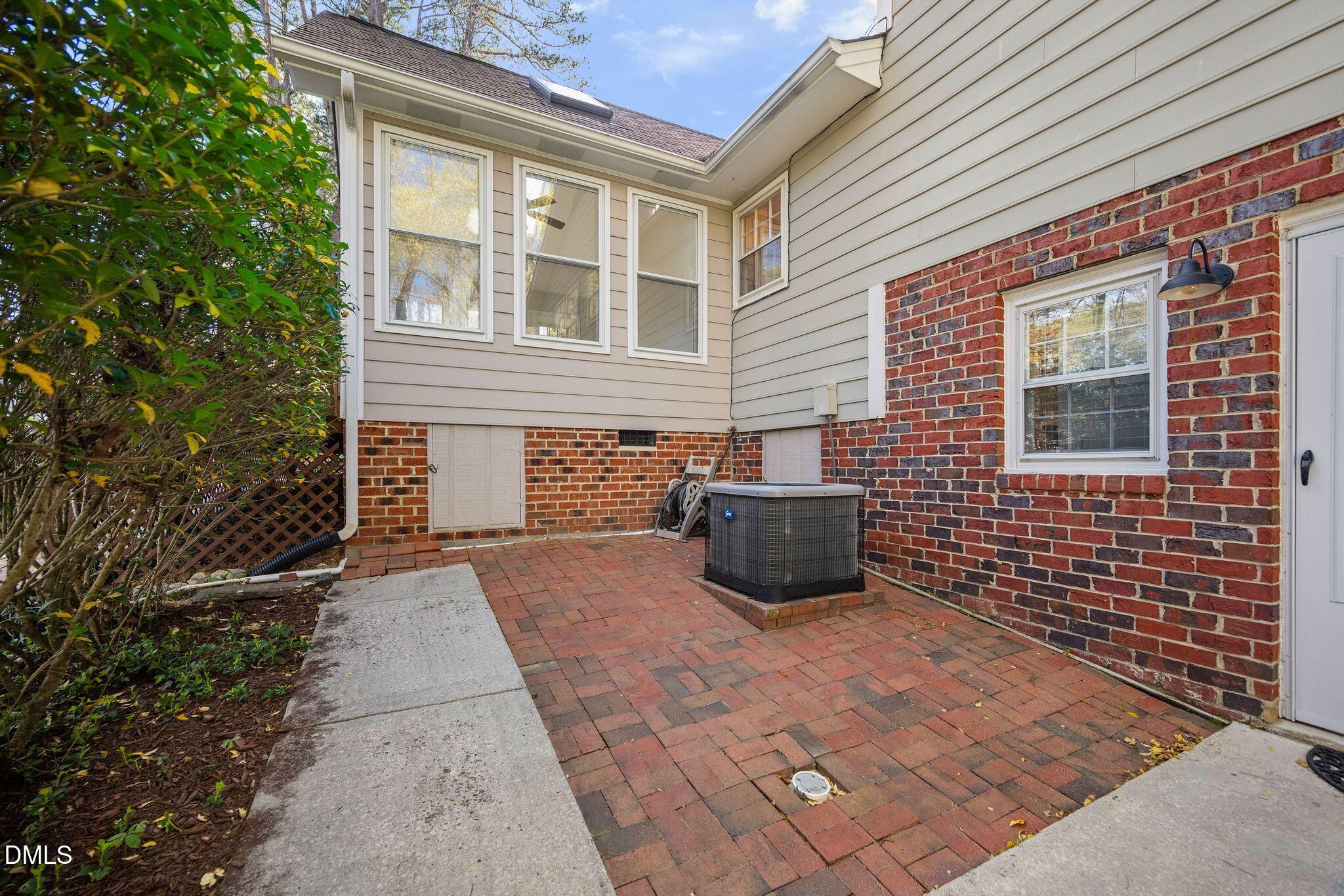 1113 Braemar Court