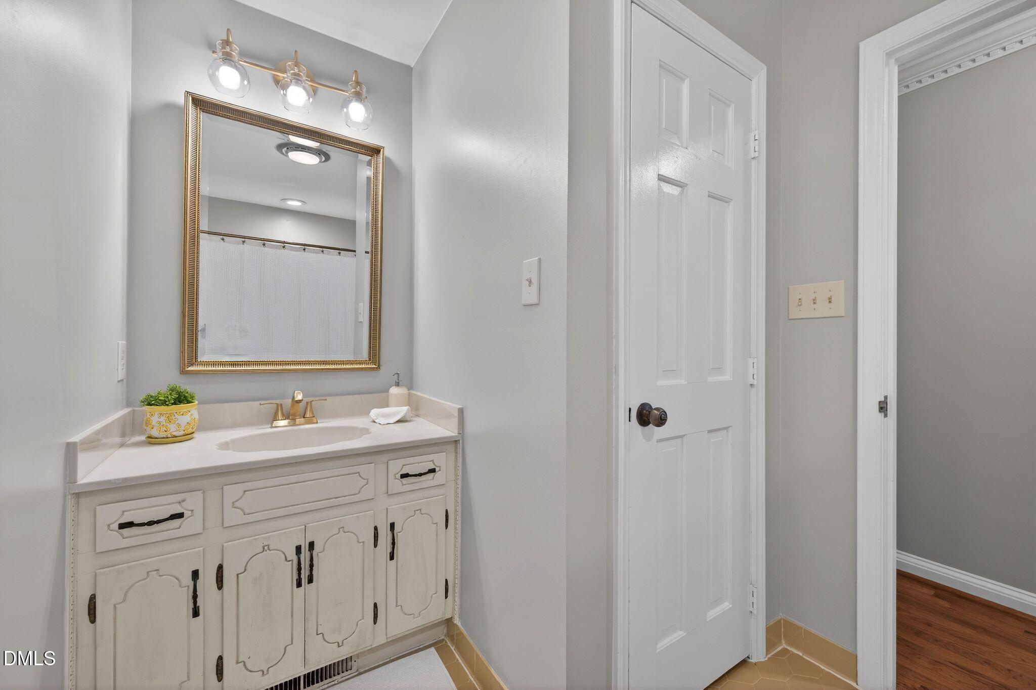 1113 Braemar Court