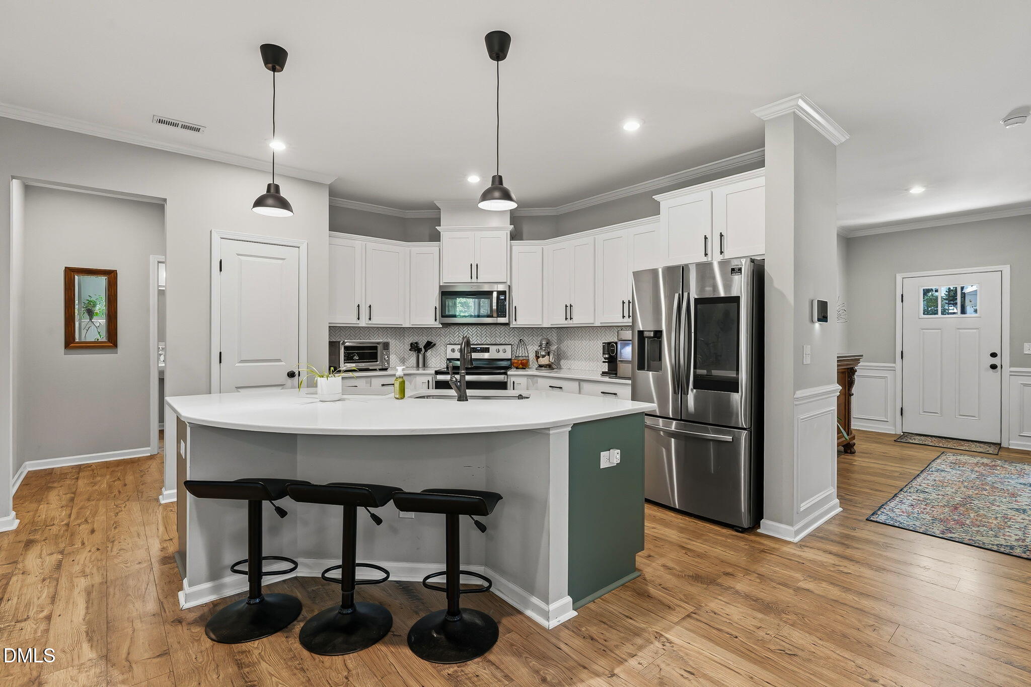 2401 Belvita Court