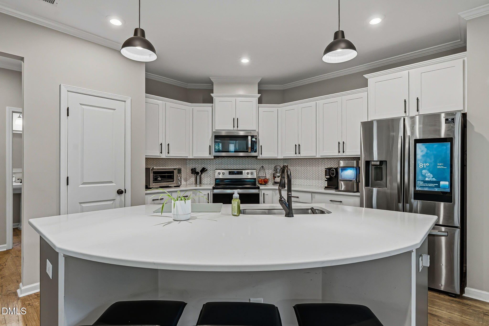 2401 Belvita Court