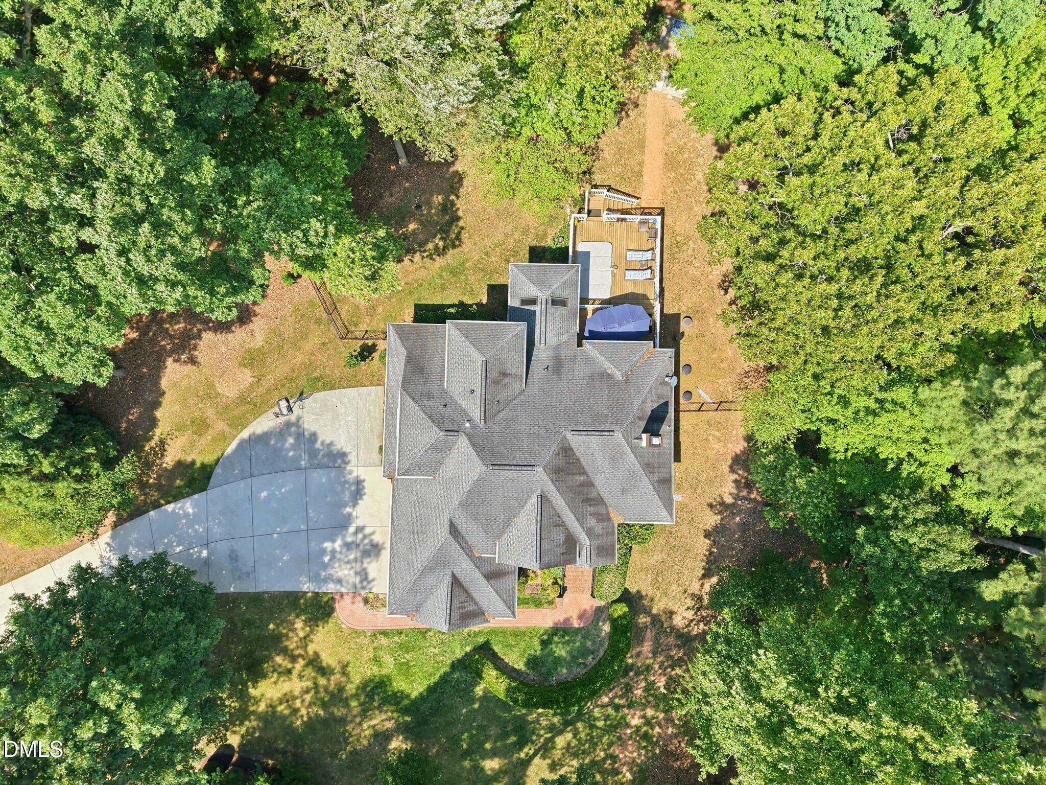 6 King William Court