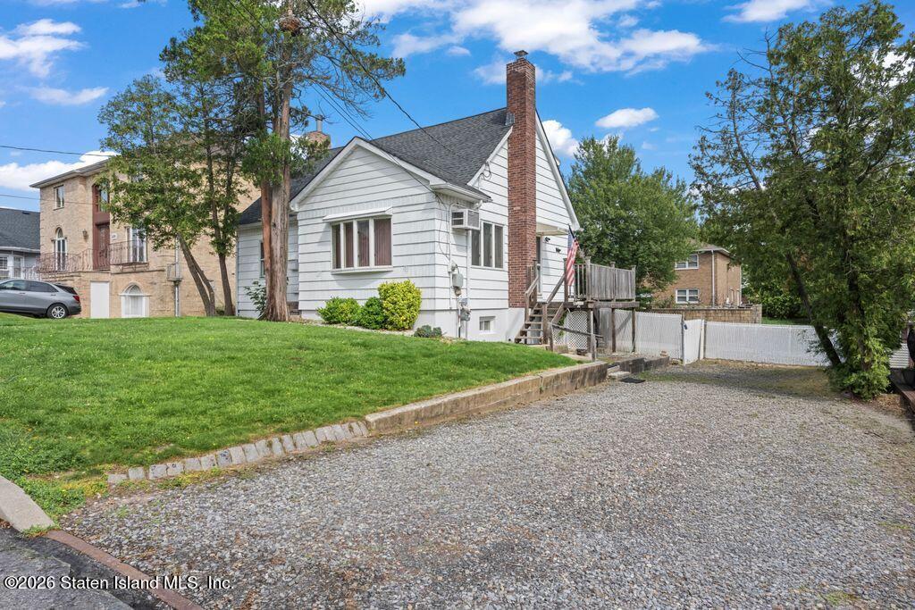 223 Darlington Avenue