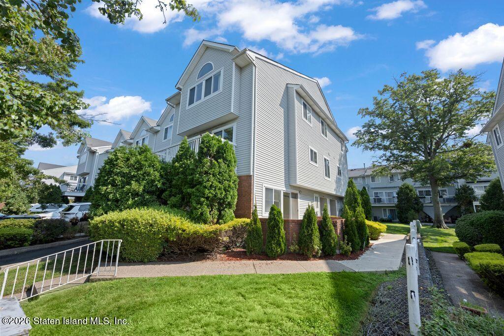 95 Indale Avenue