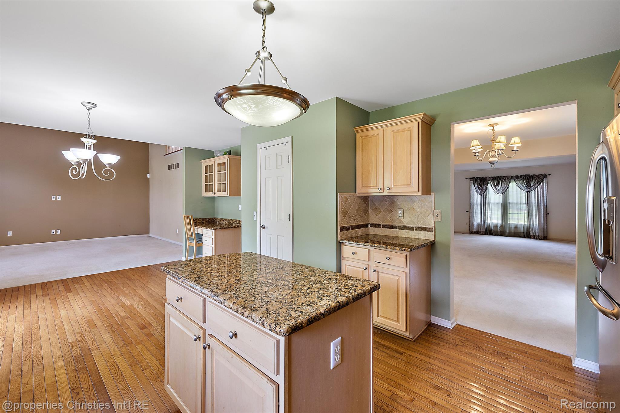 1211 Andover Drive