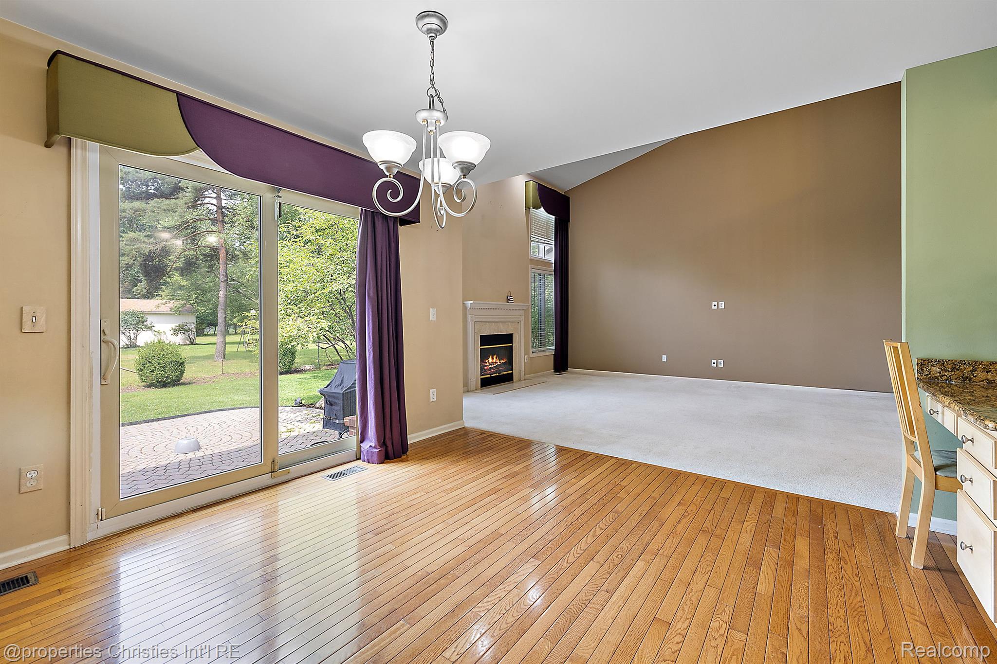 1211 Andover Drive