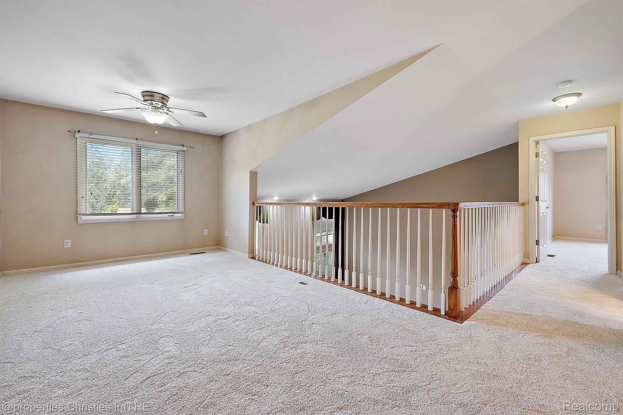 1211 Andover Drive