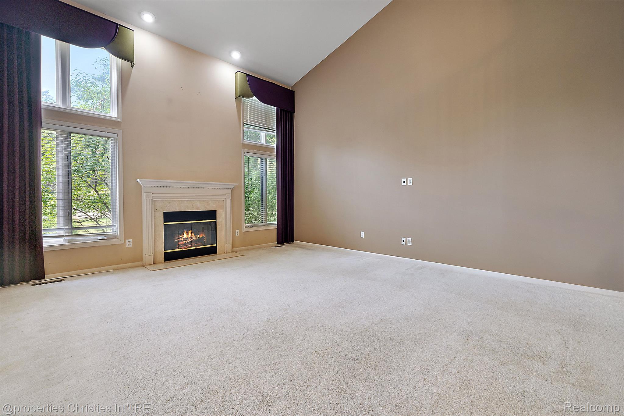 1211 Andover Drive
