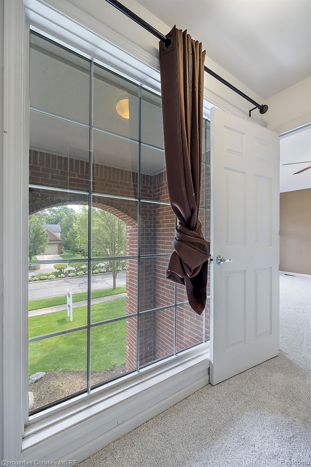 1211 Andover Drive