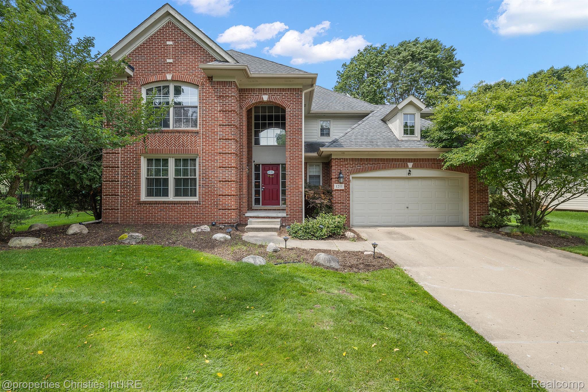 1211 Andover Drive