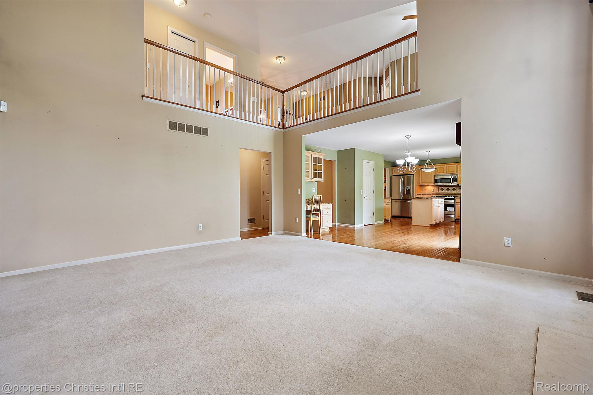 1211 Andover Drive