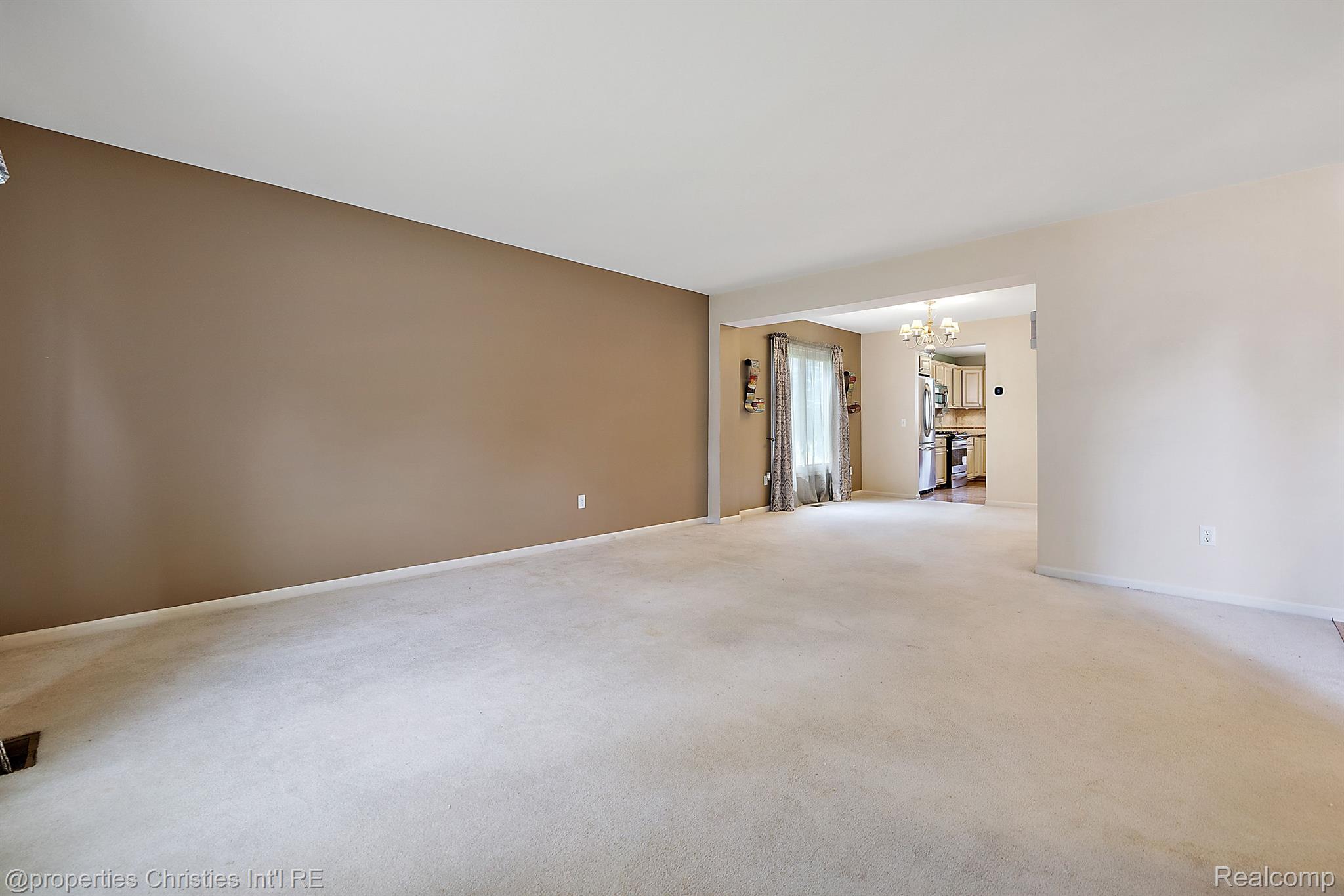 1211 Andover Drive