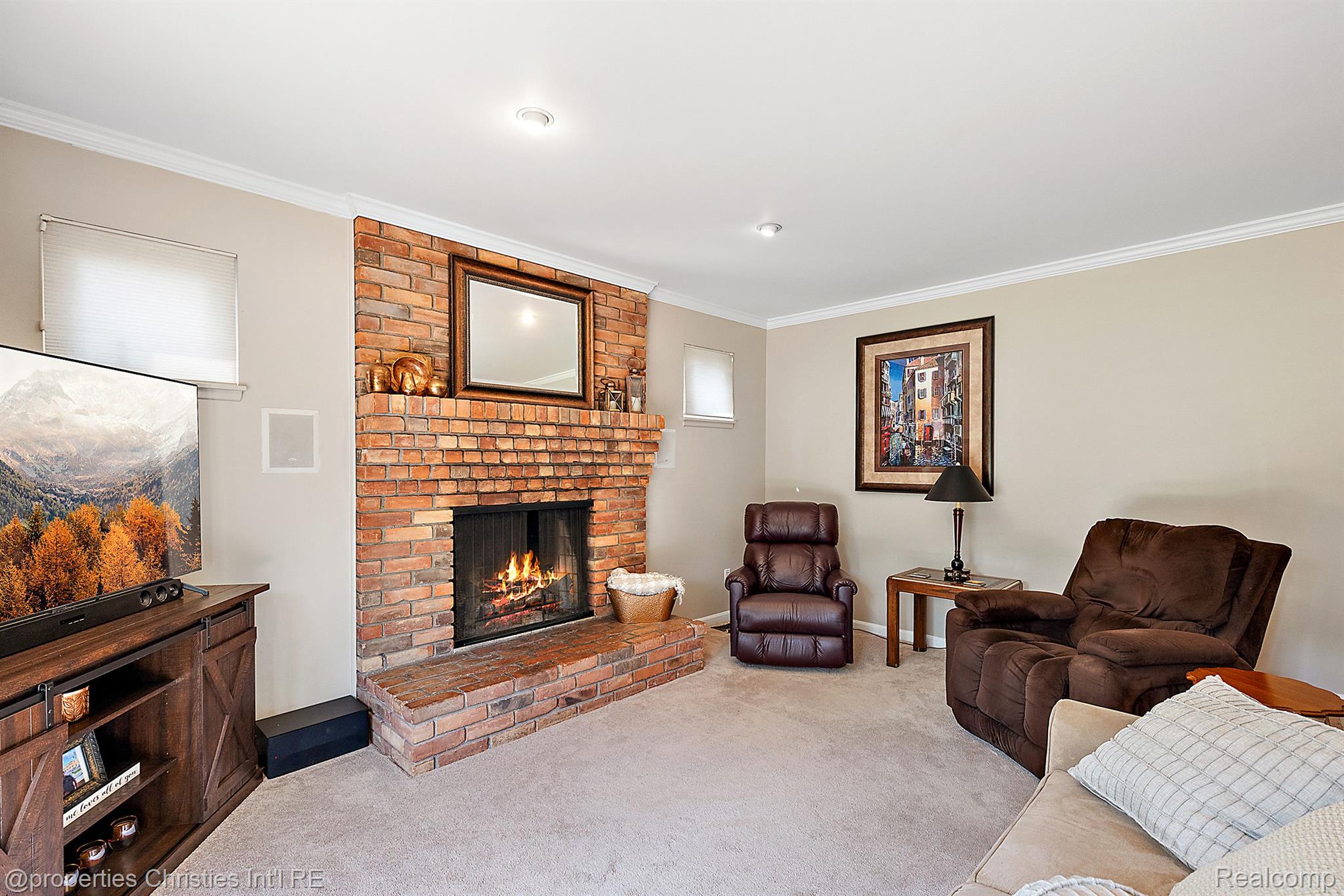 12102 Hines Court