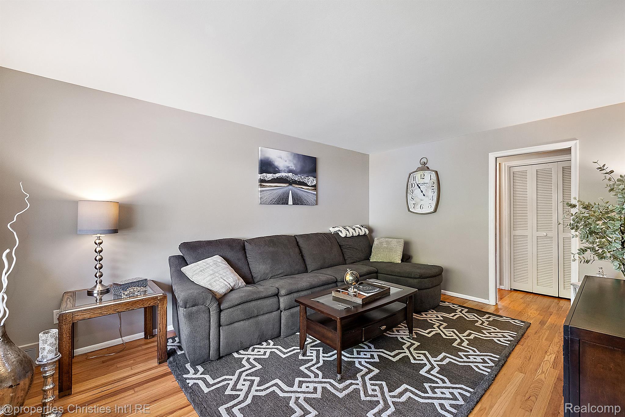 12102 Hines Court