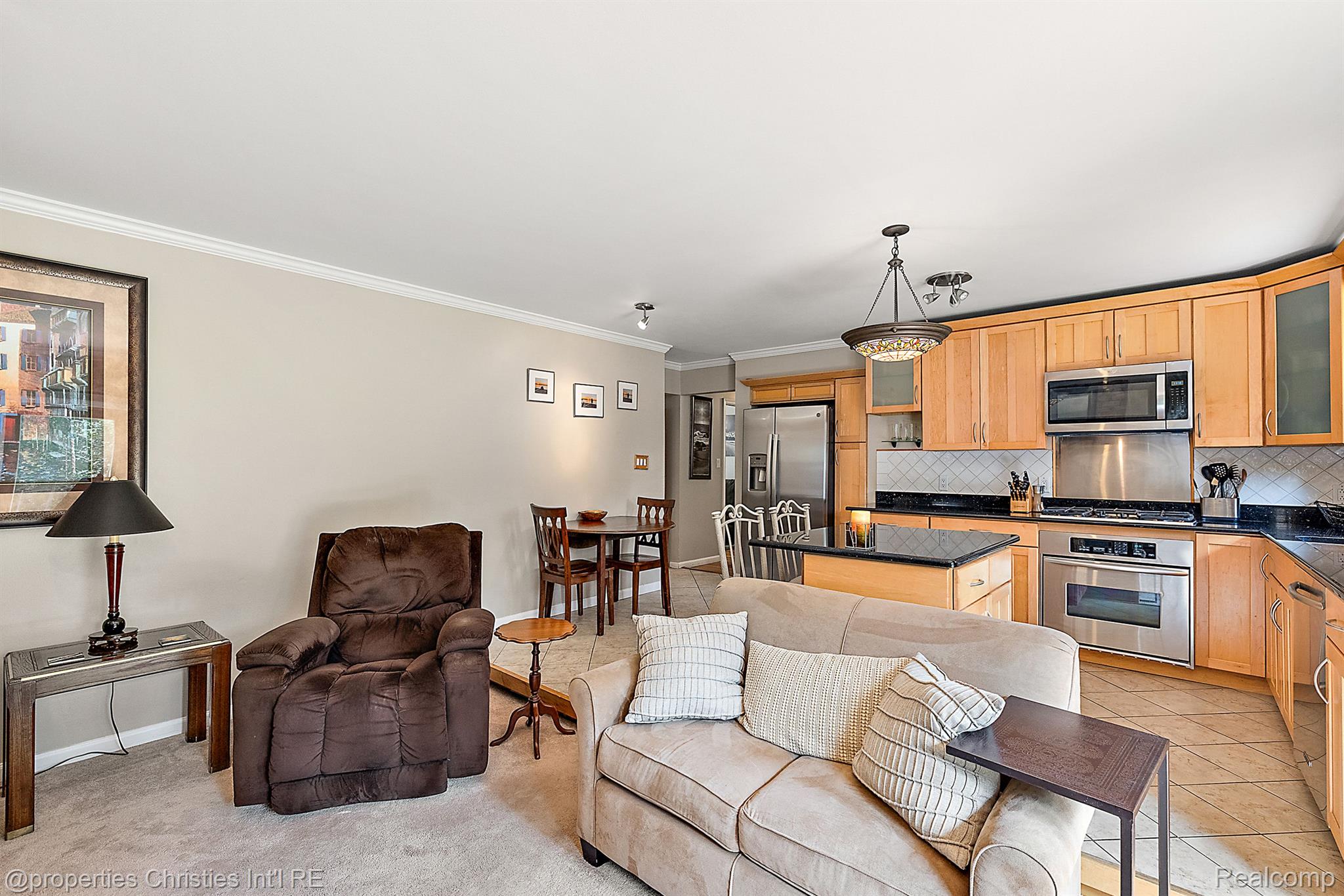12102 Hines Court