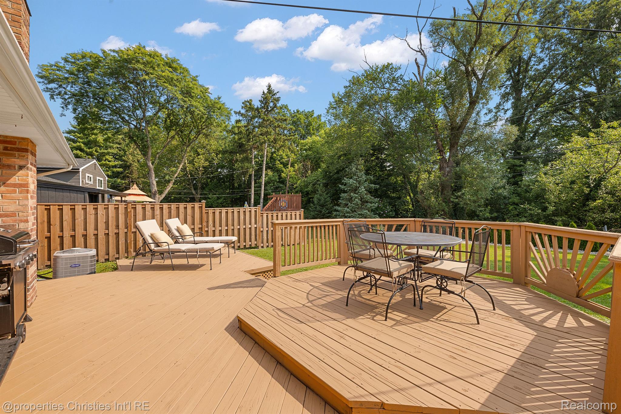 12102 Hines Court