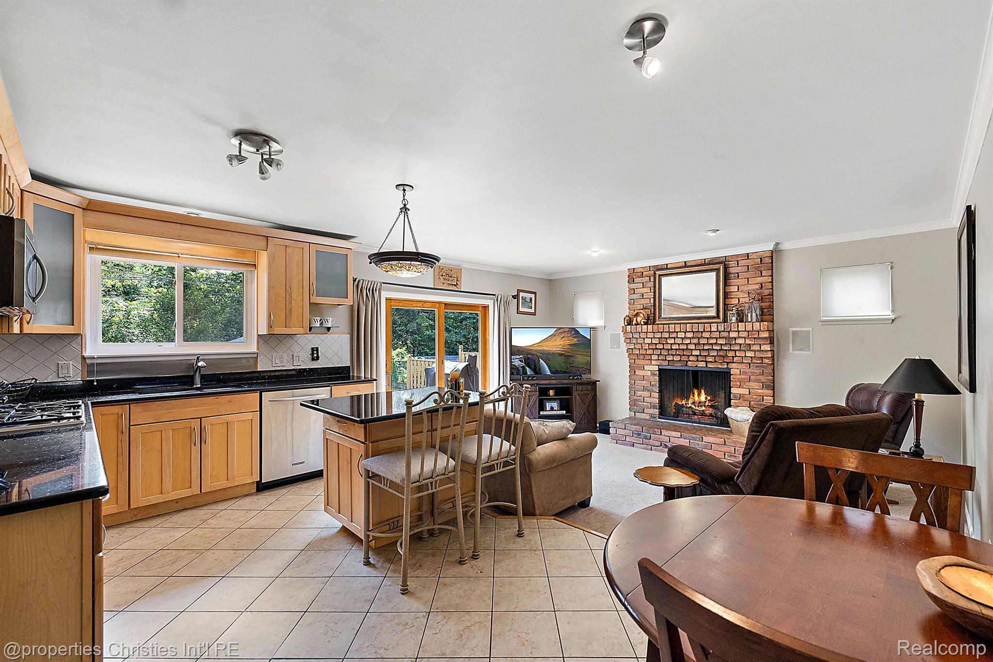 12102 Hines Court