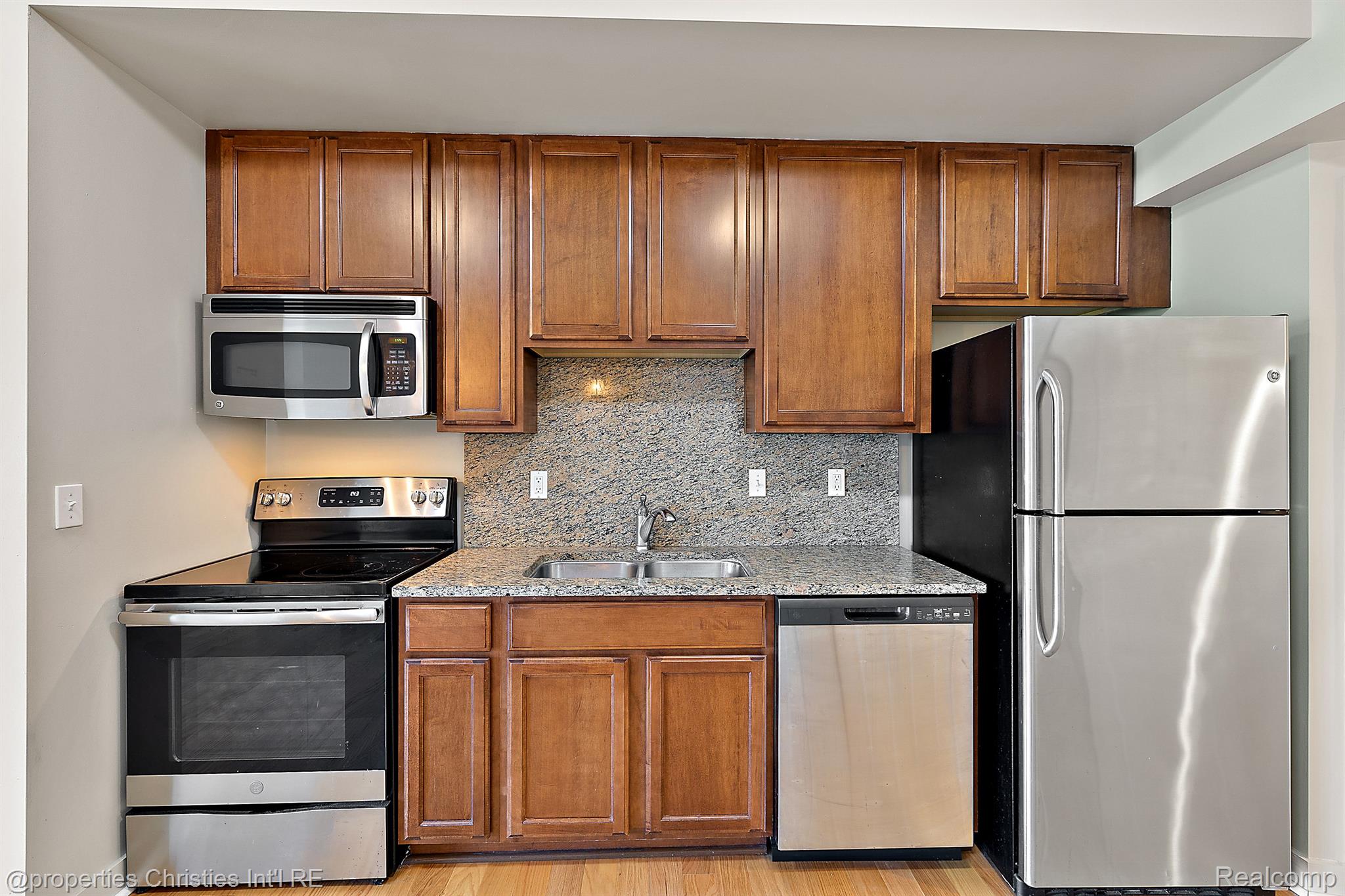 111 N Ashley Street 513