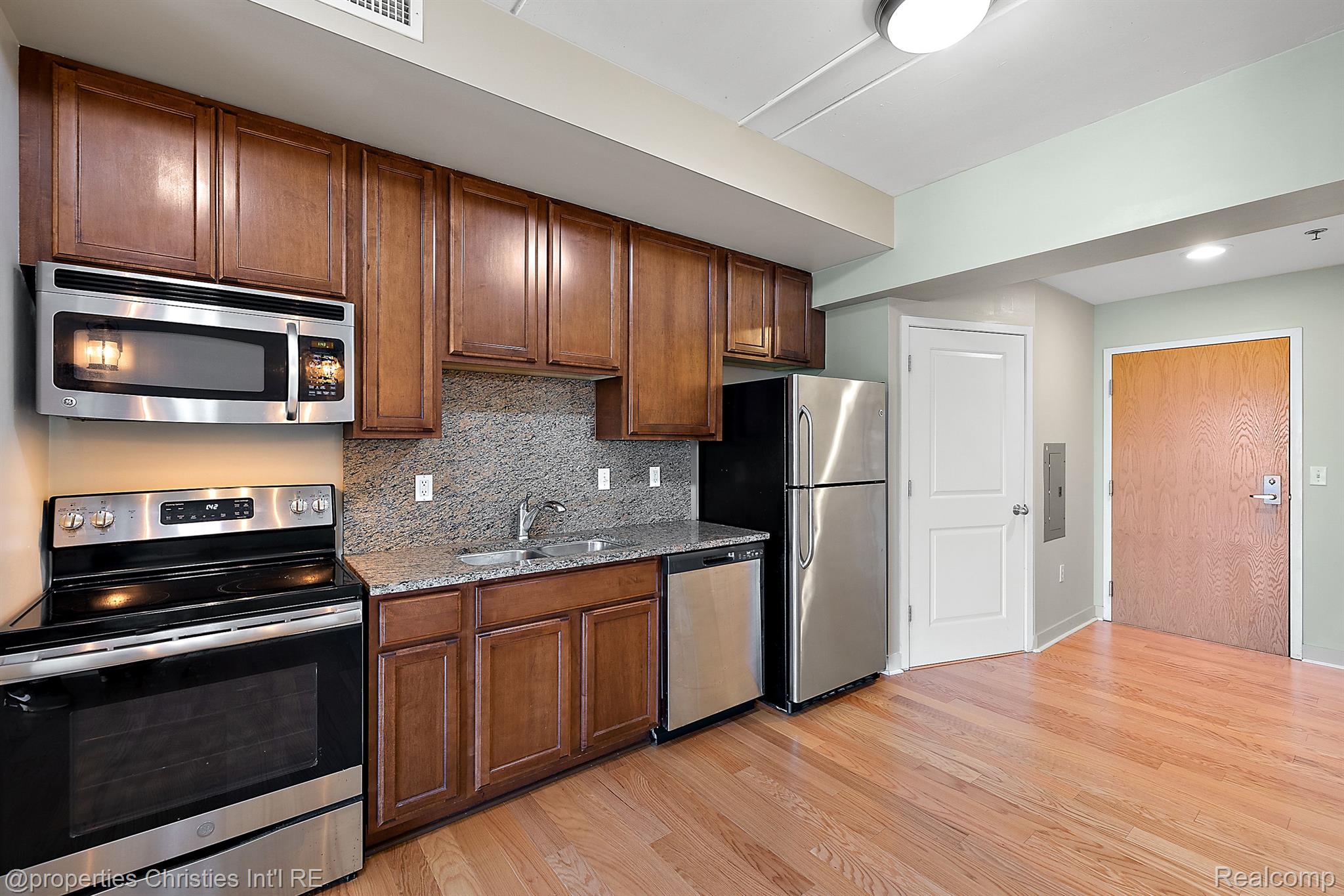 111 N Ashley Street 513