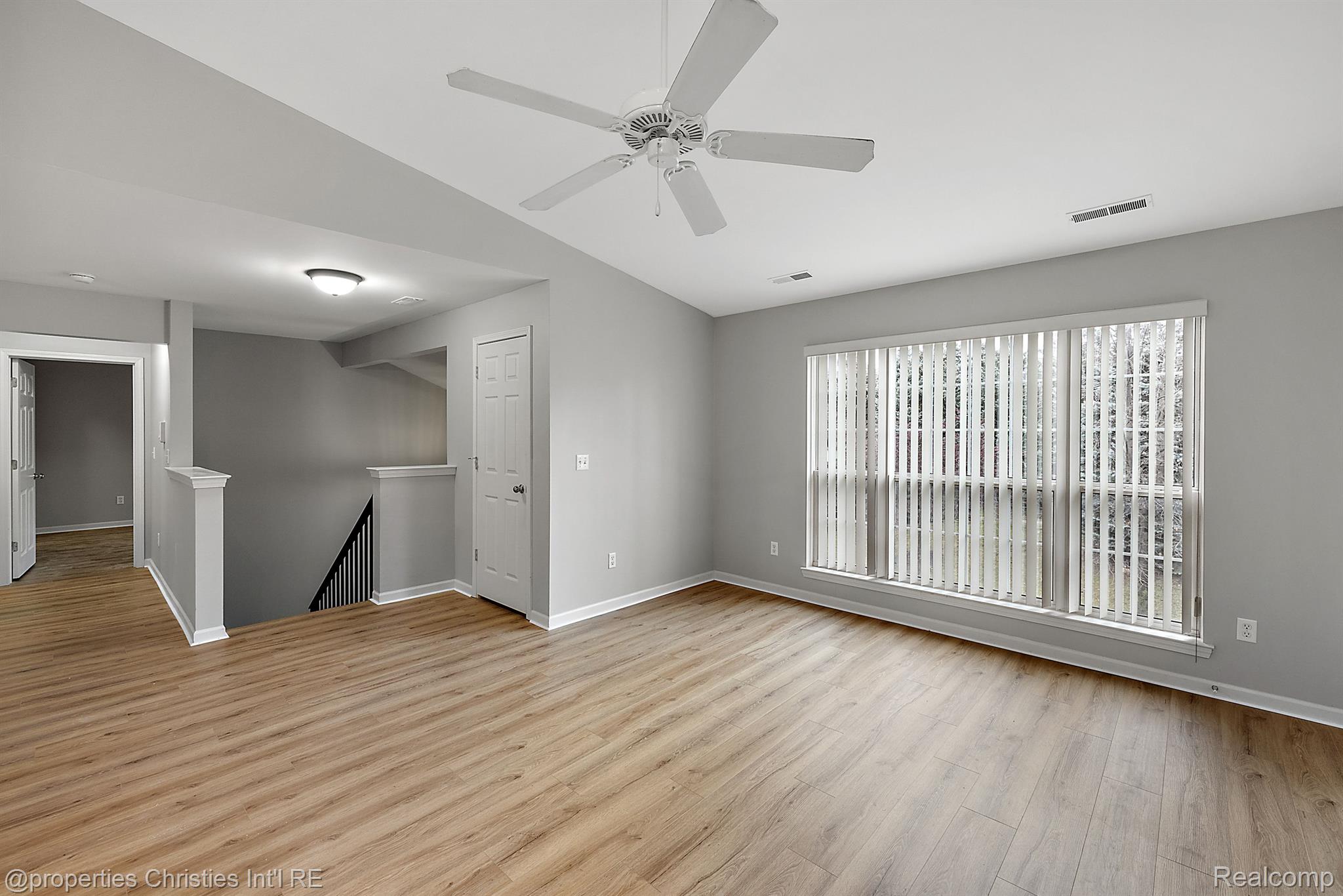 28203 CHESAPEAKE Circle
