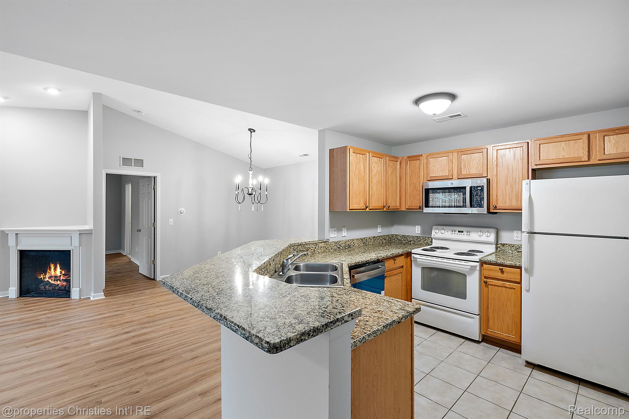 28203 CHESAPEAKE Circle