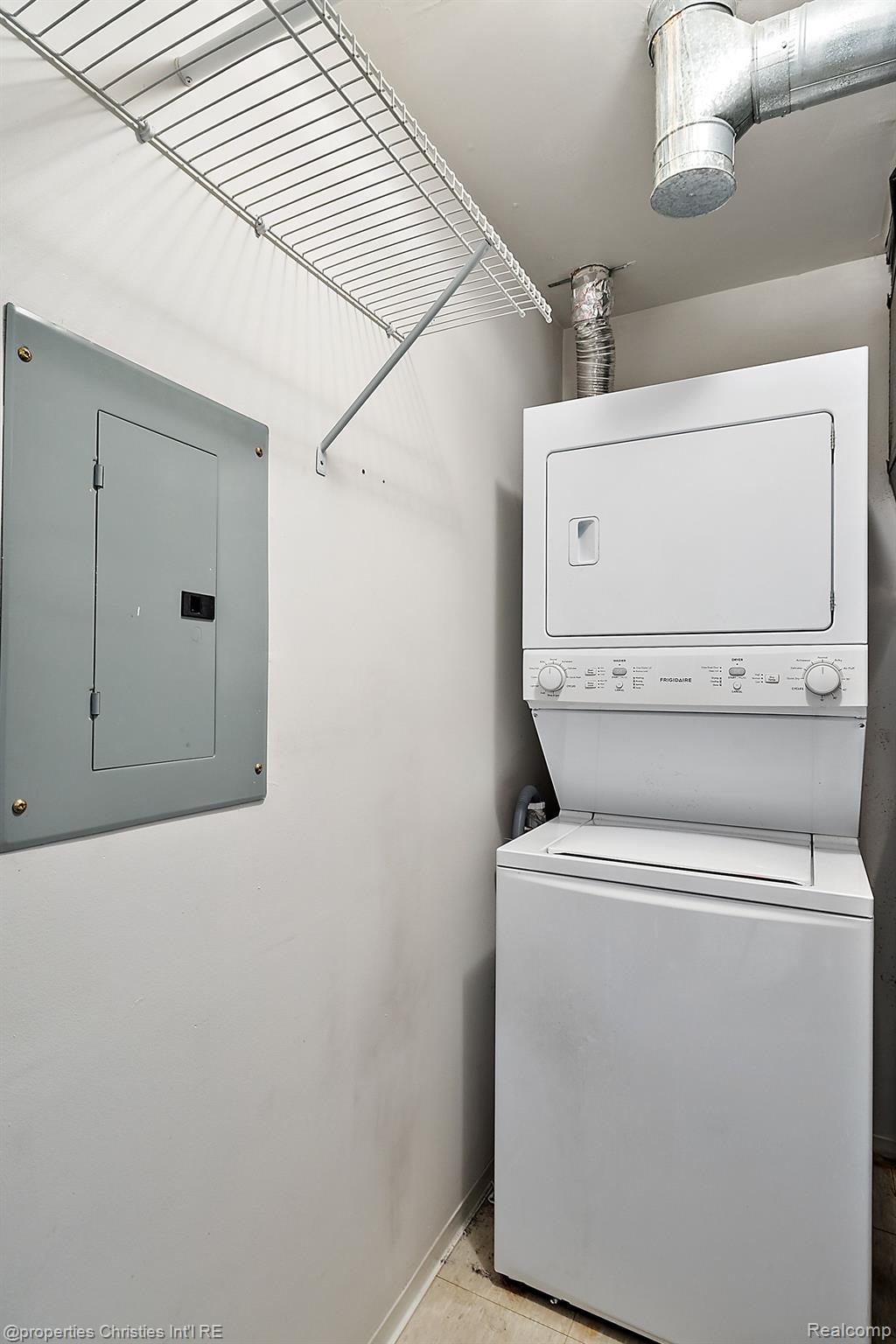 2591 Columbia Road
