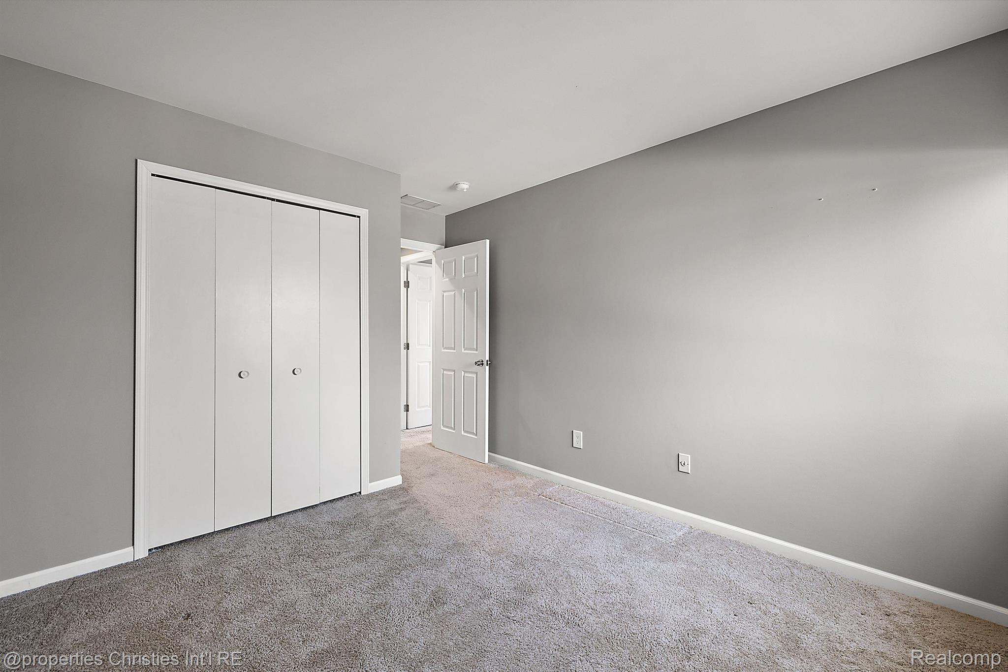 2591 Columbia Road