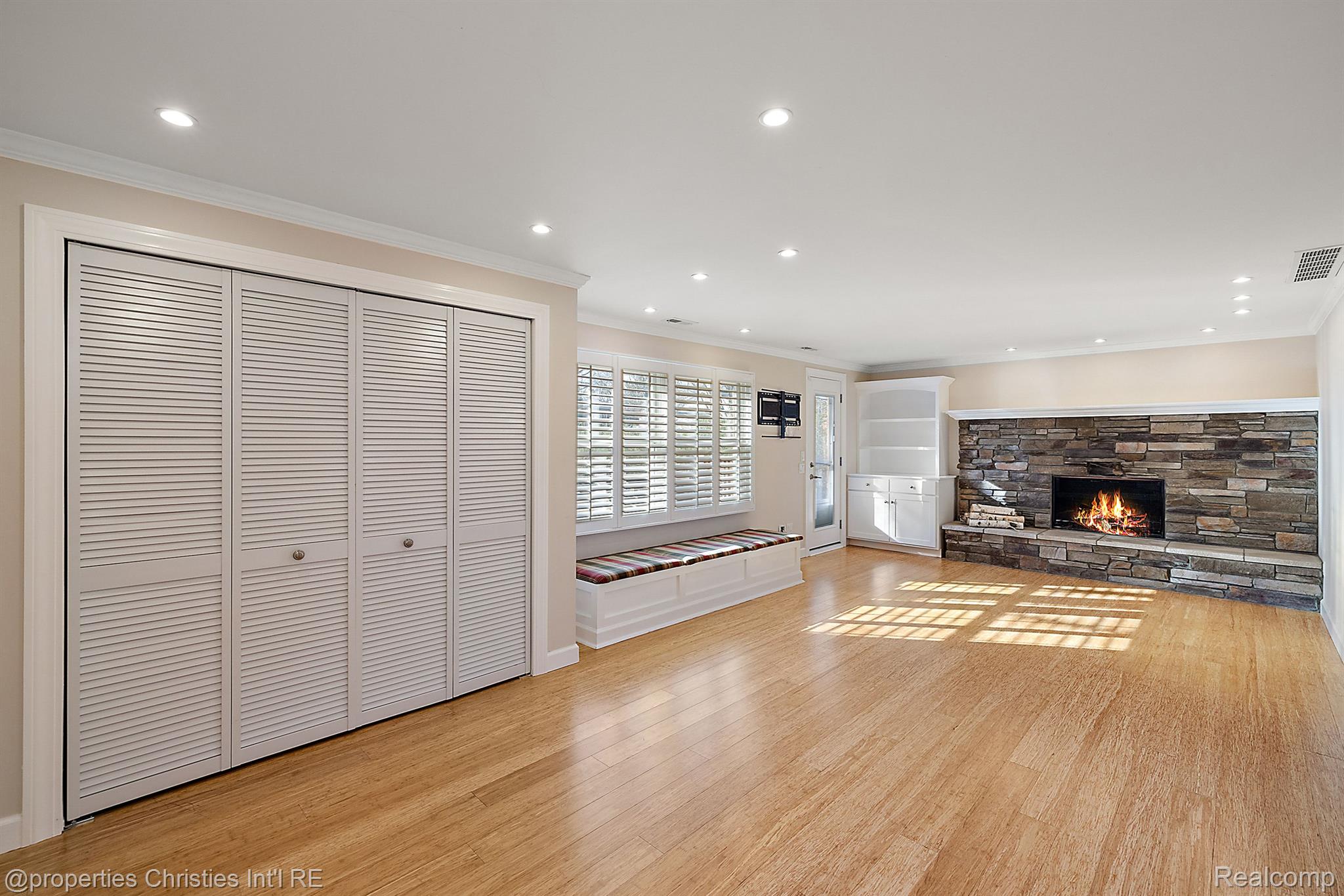 28605 Kendallwood Drive