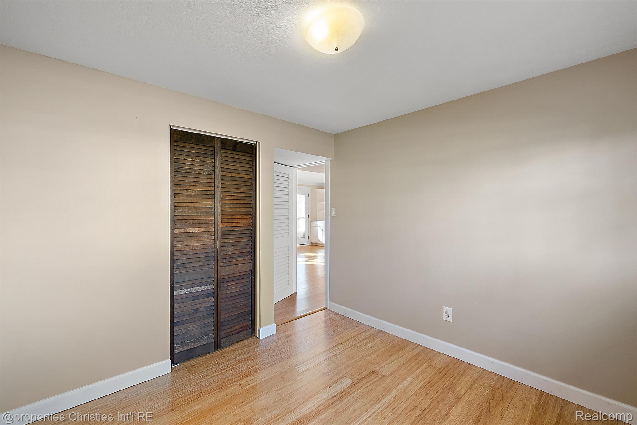 28605 Kendallwood Drive