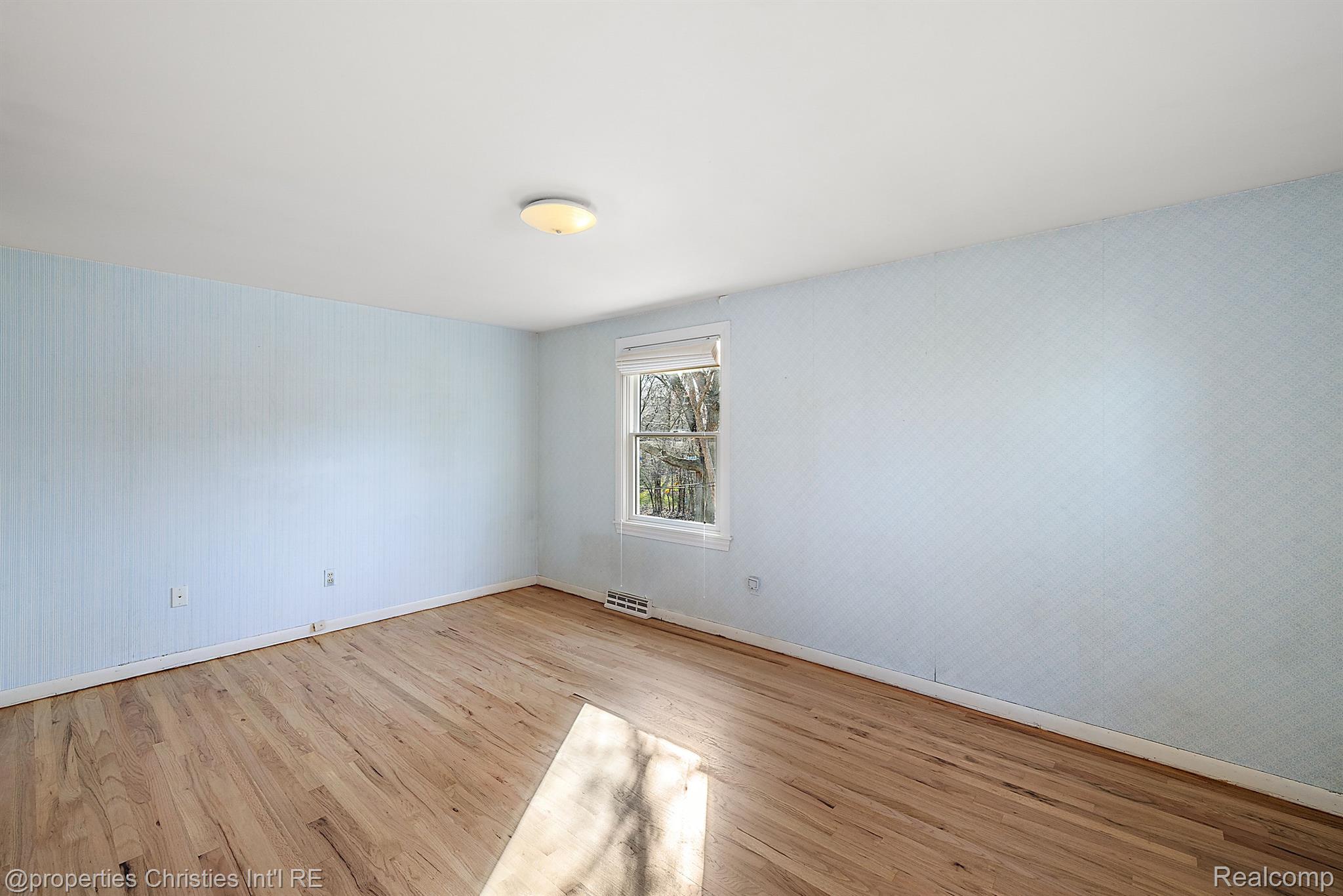 28605 Kendallwood Drive