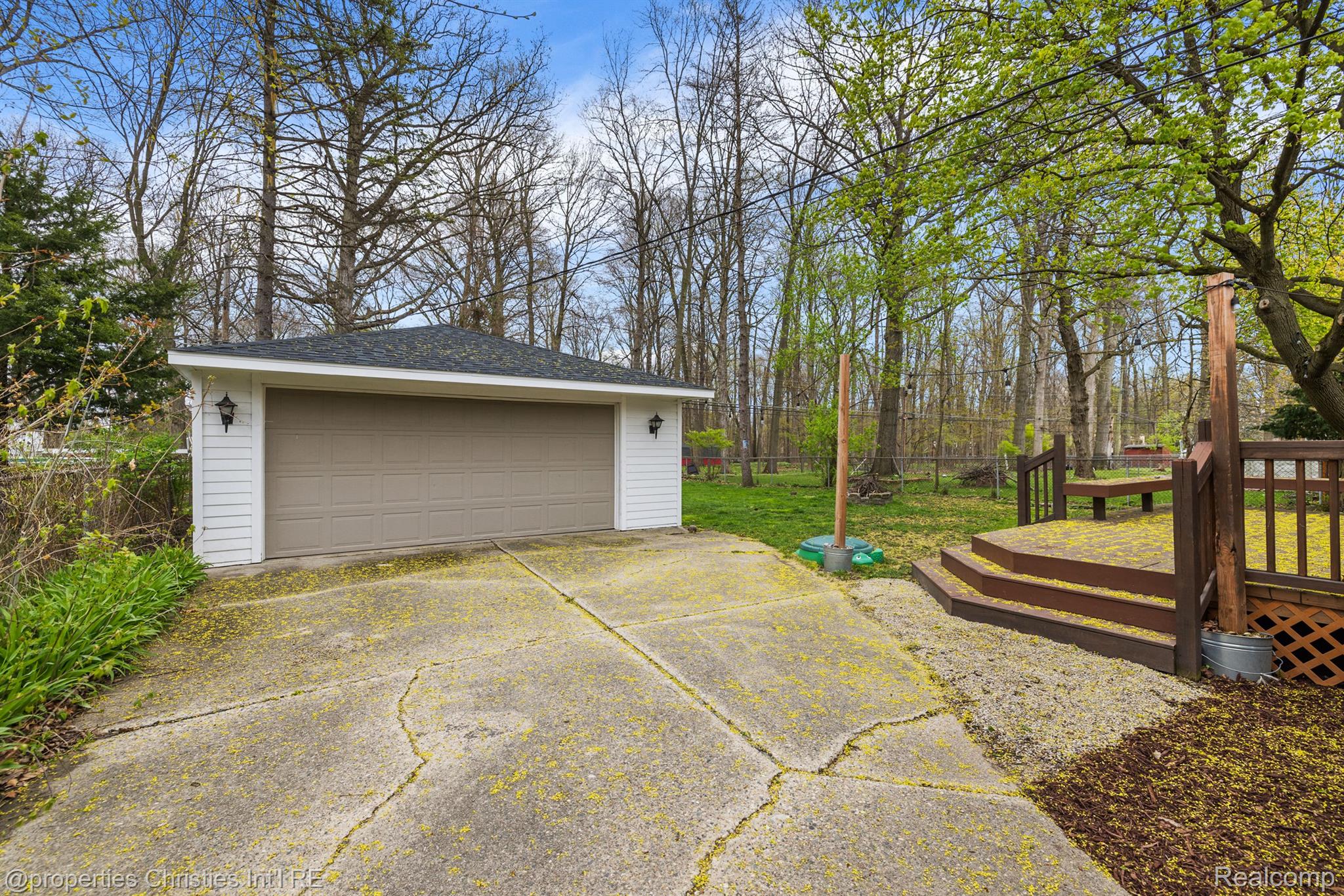 23724 Barfield Street