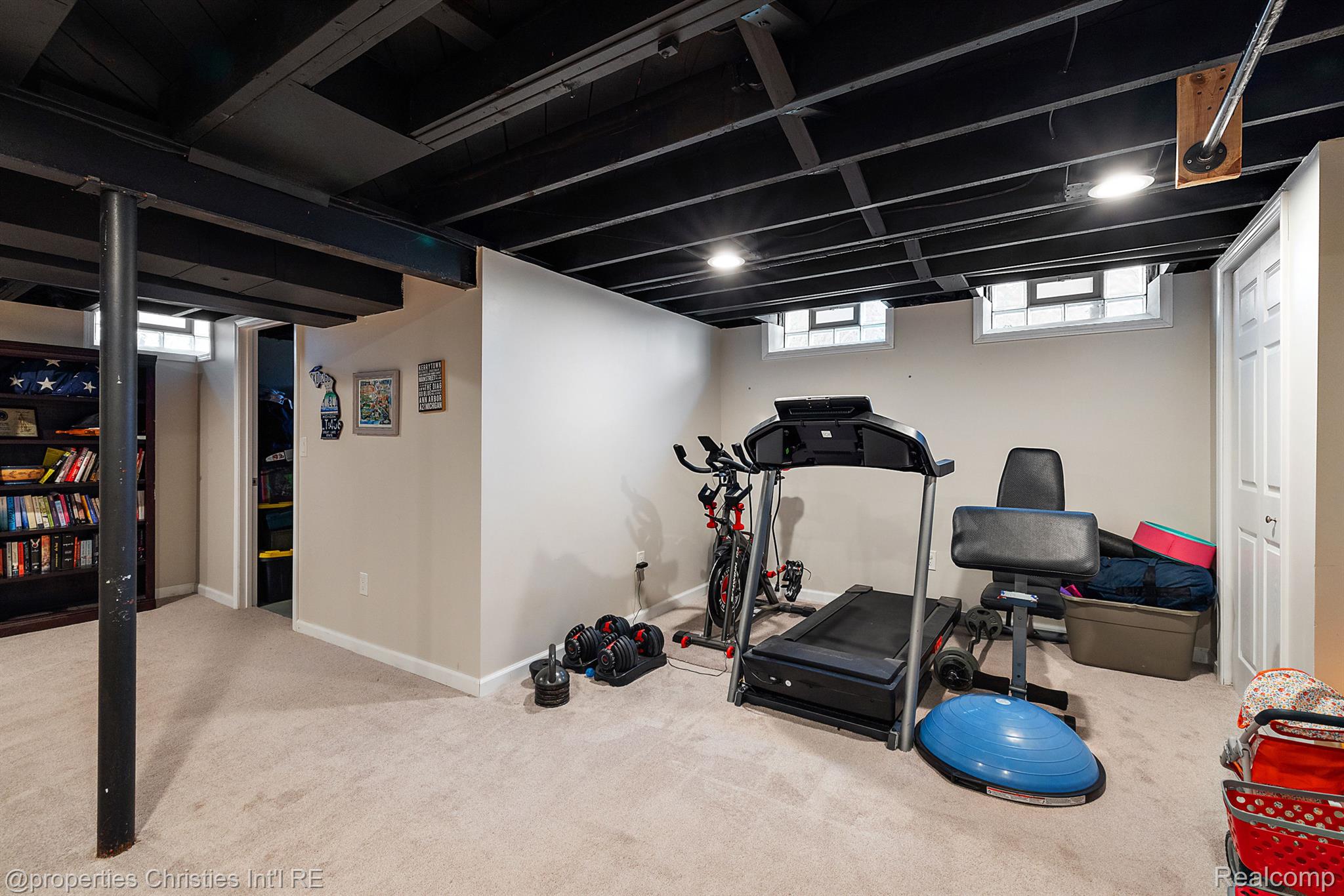 23724 Barfield Street