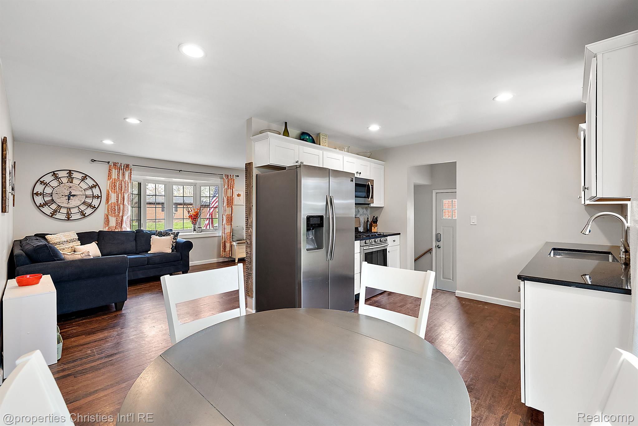 23724 Barfield Street