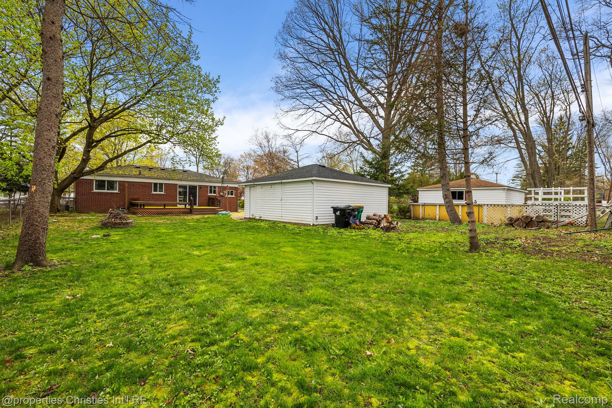 23724 Barfield Street