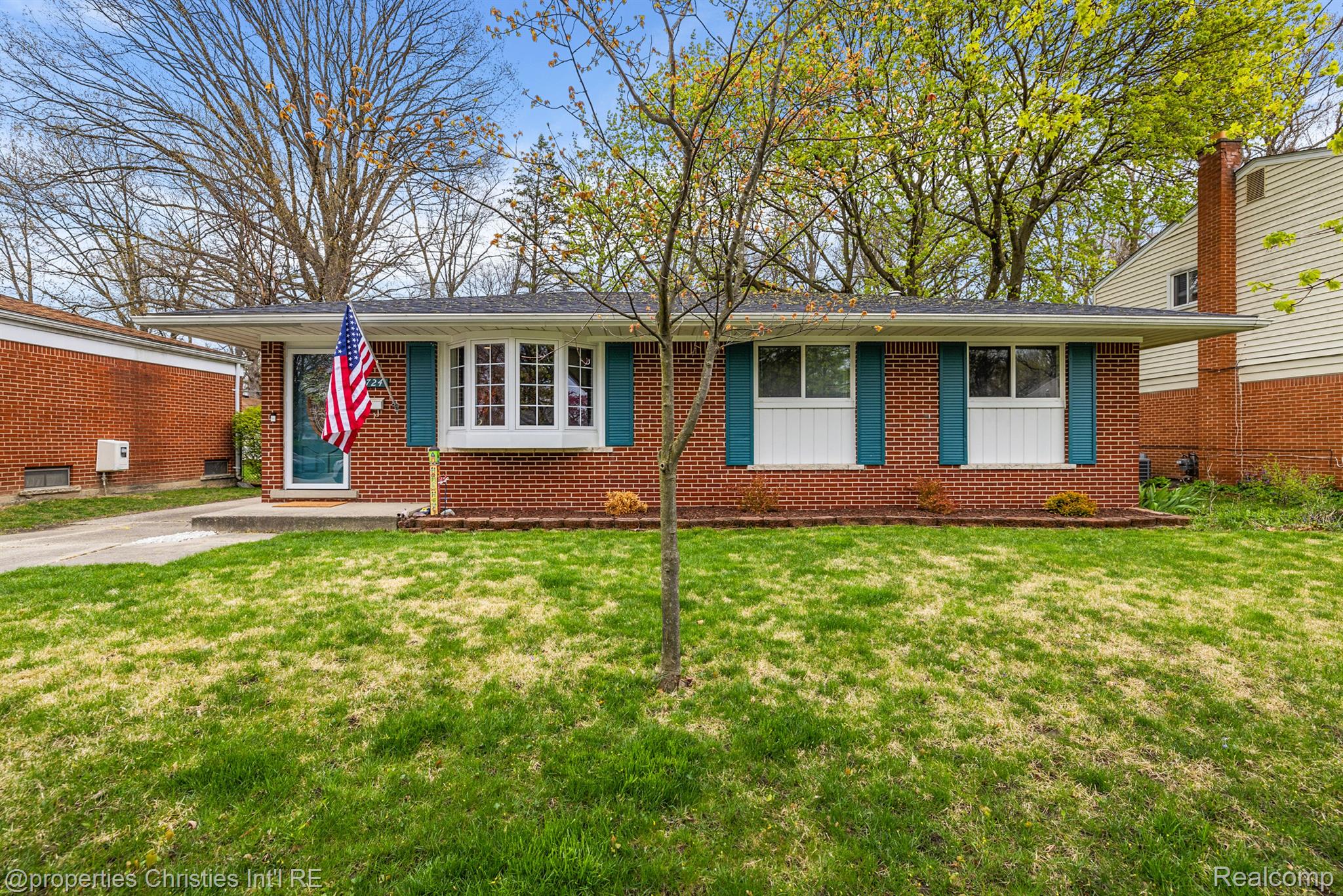 23724 Barfield Street