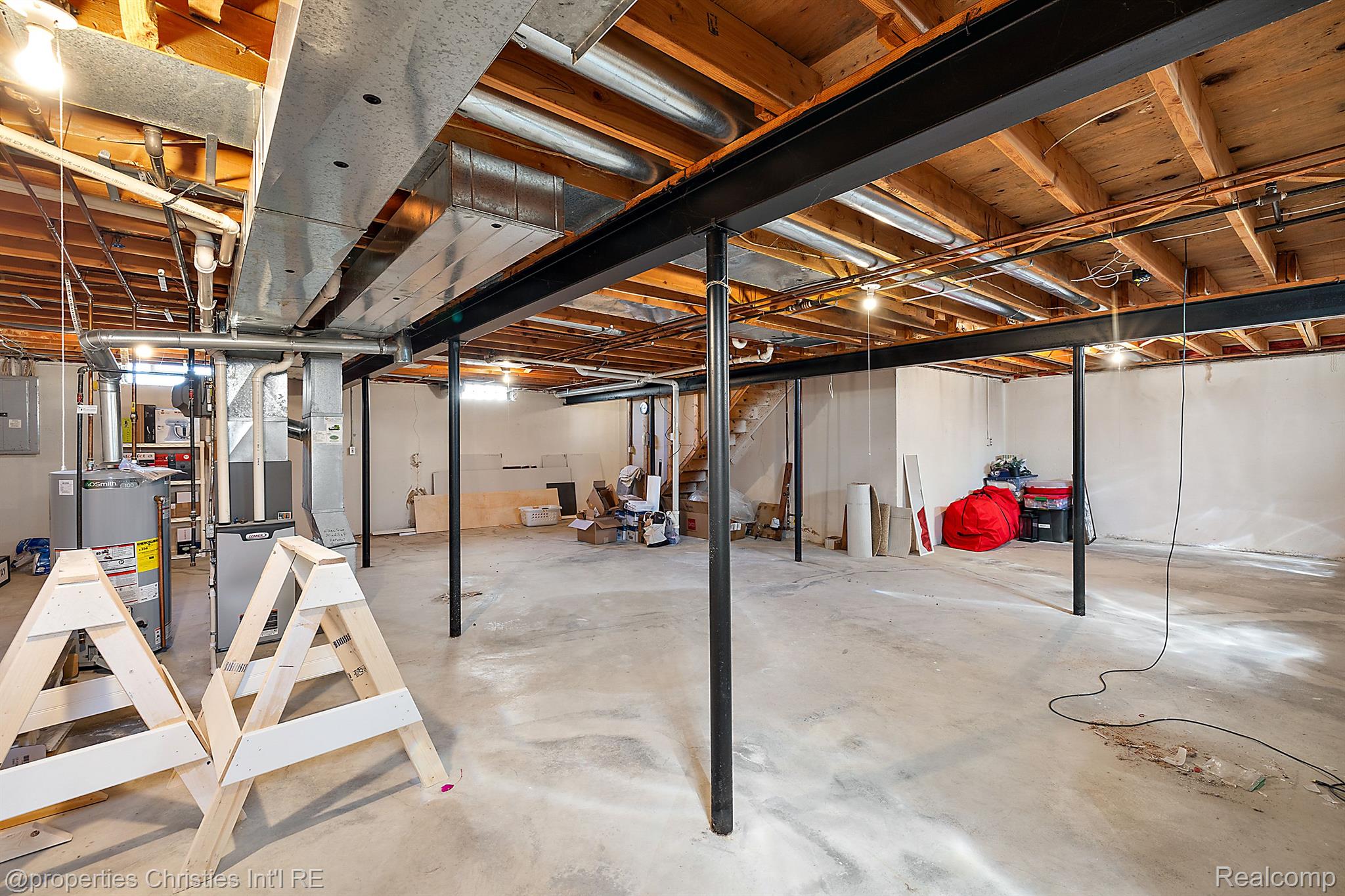 28705 BAYBERRY W