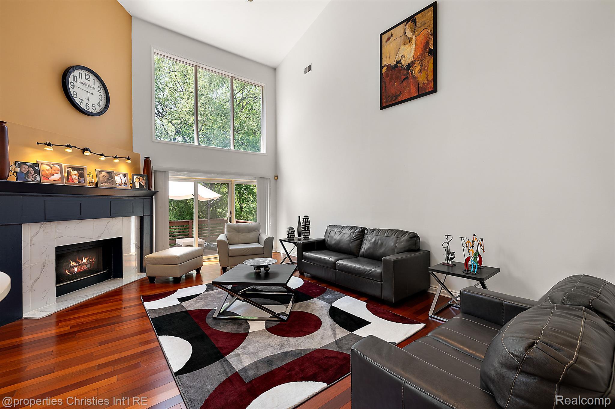 6690 TORYBROOKE Circle
