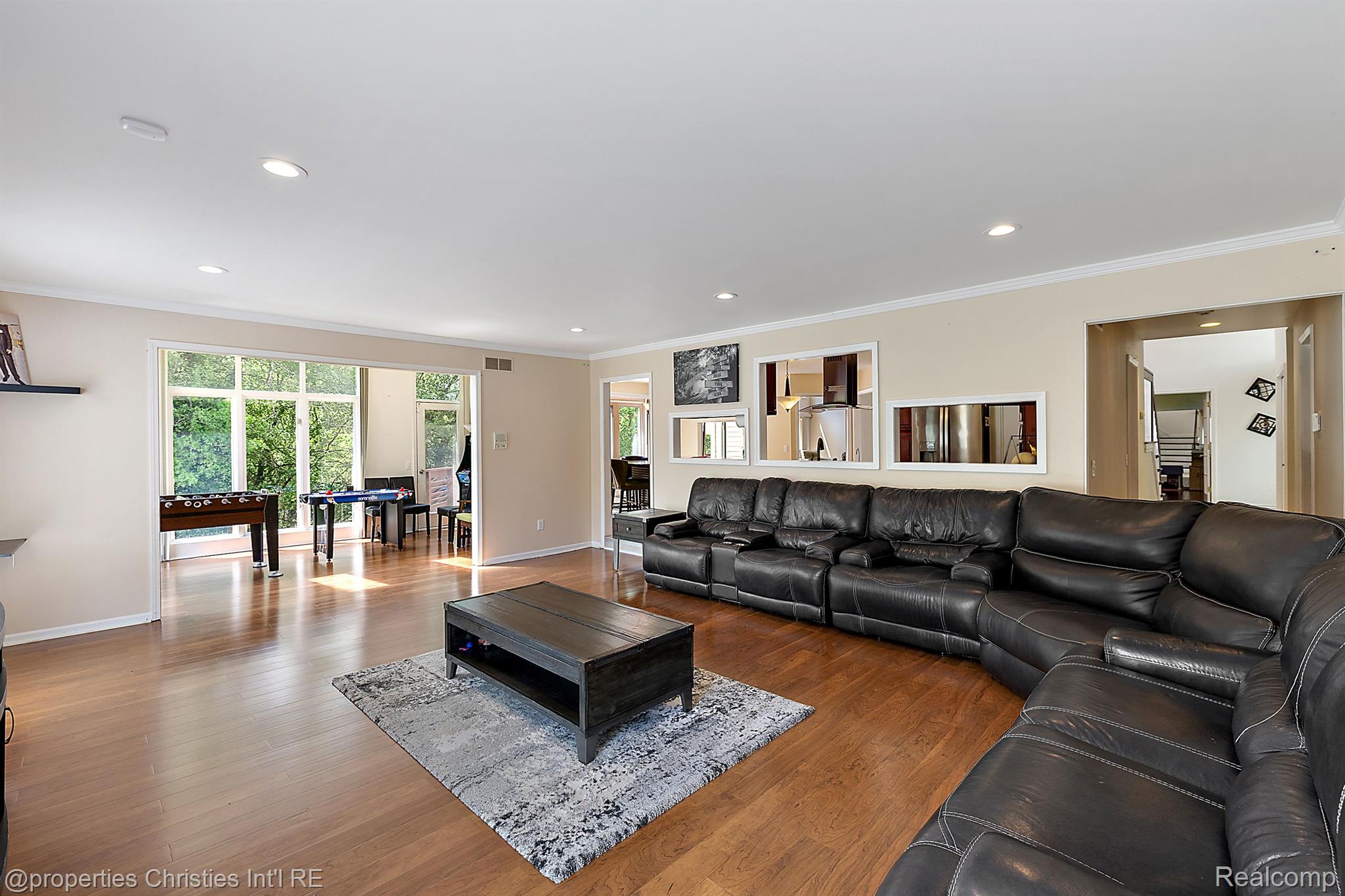 6690 TORYBROOKE Circle