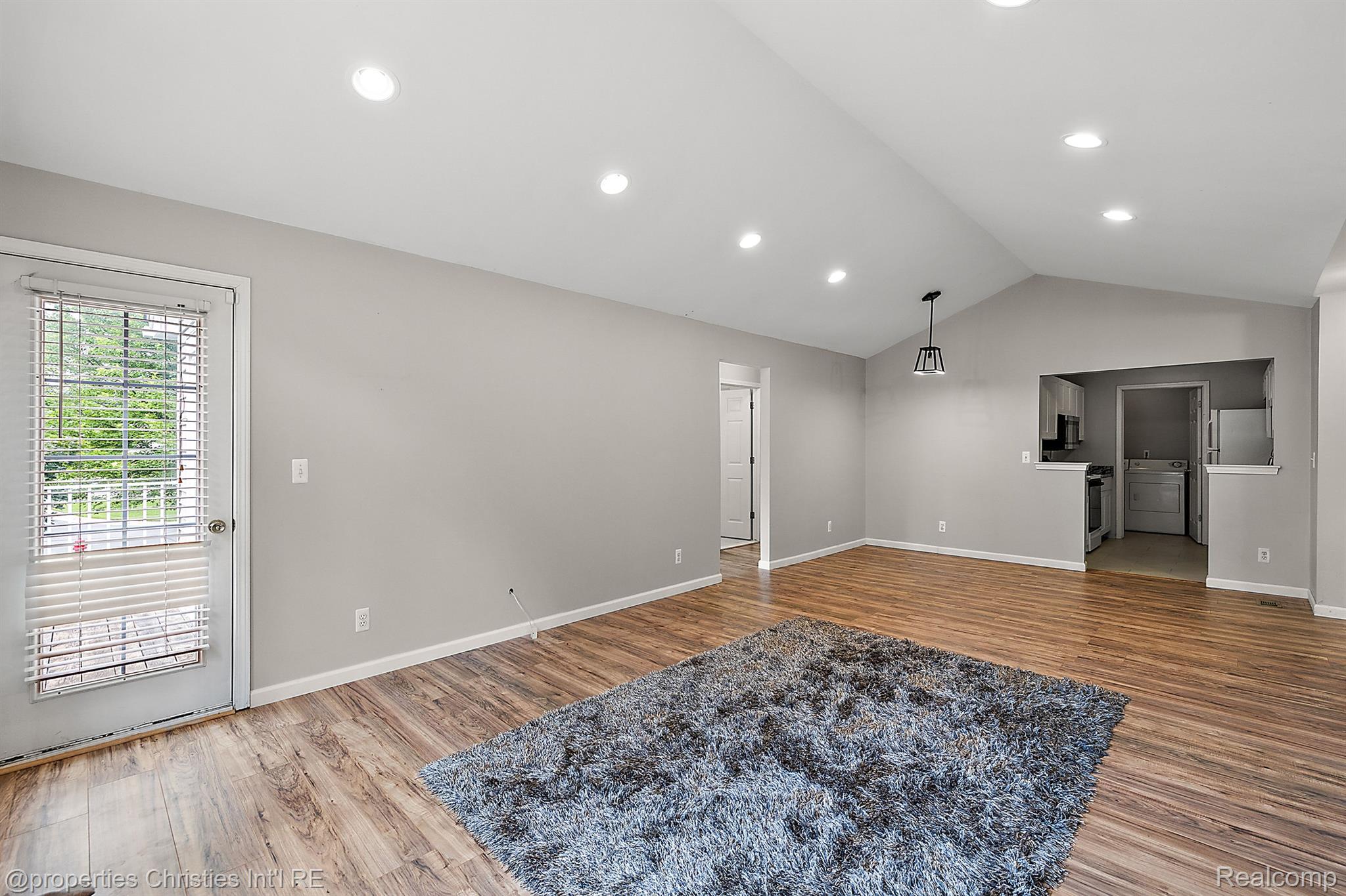 44815 MARIGOLD Drive