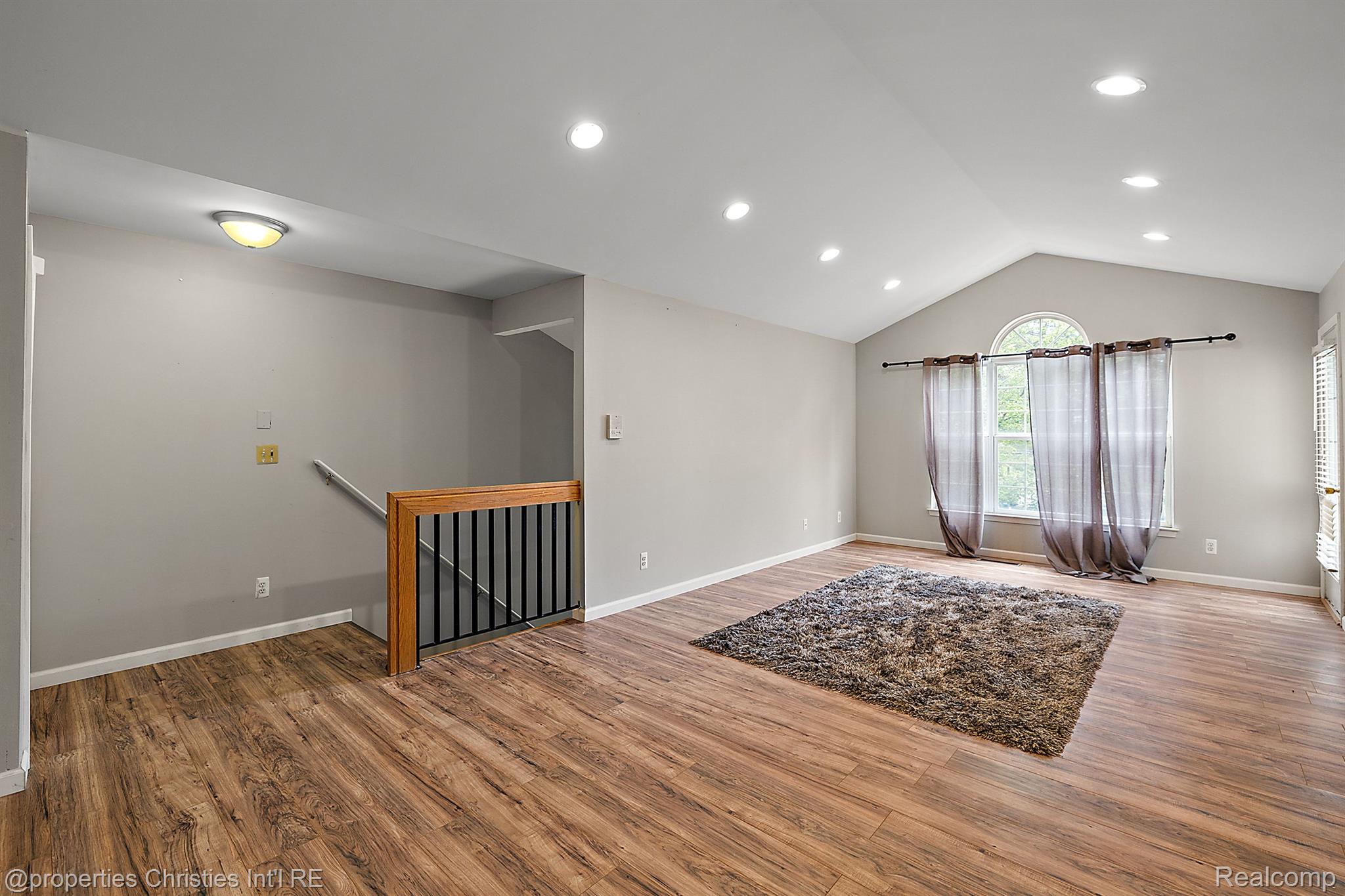 44815 MARIGOLD Drive