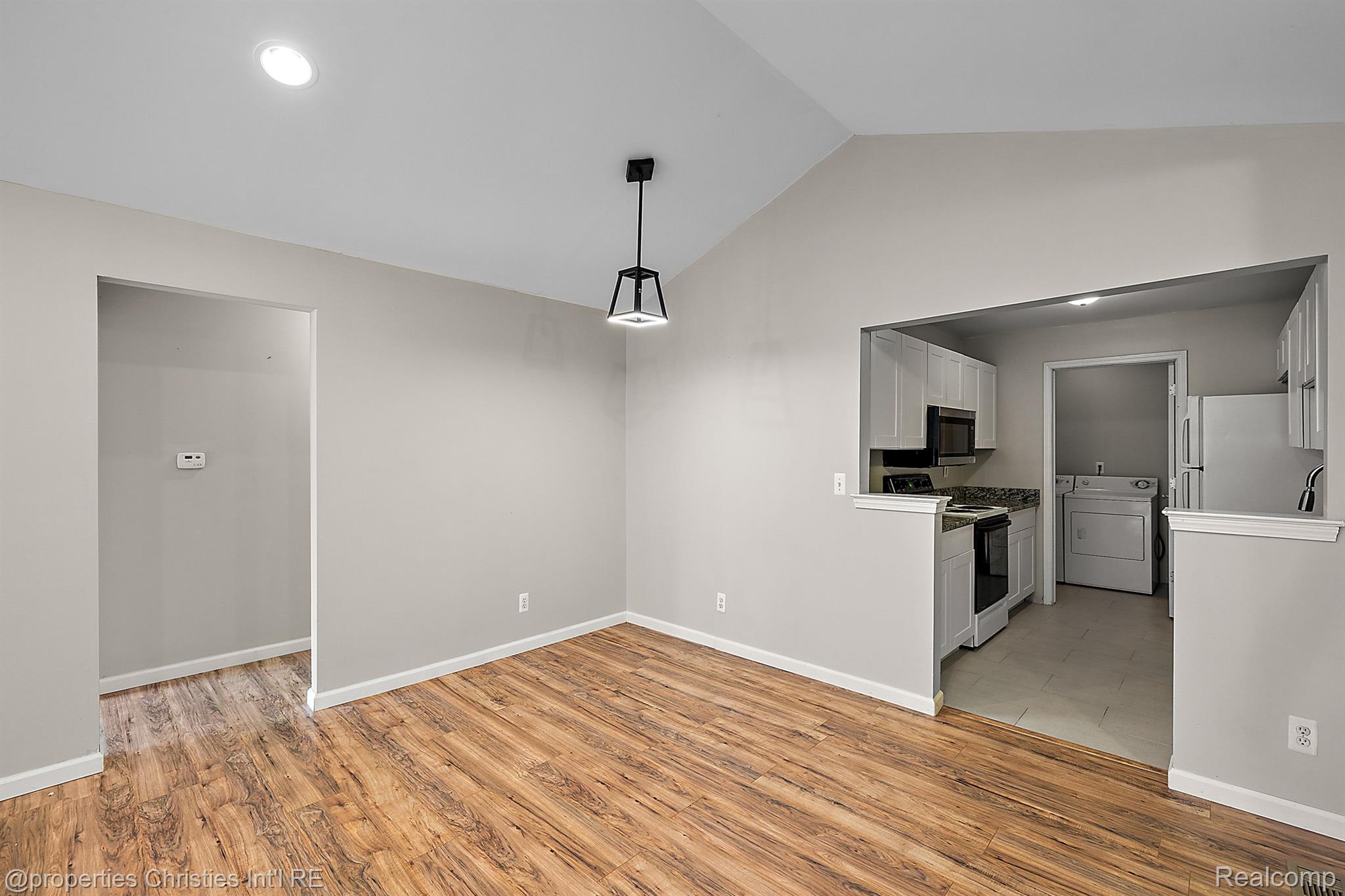 44815 MARIGOLD Drive