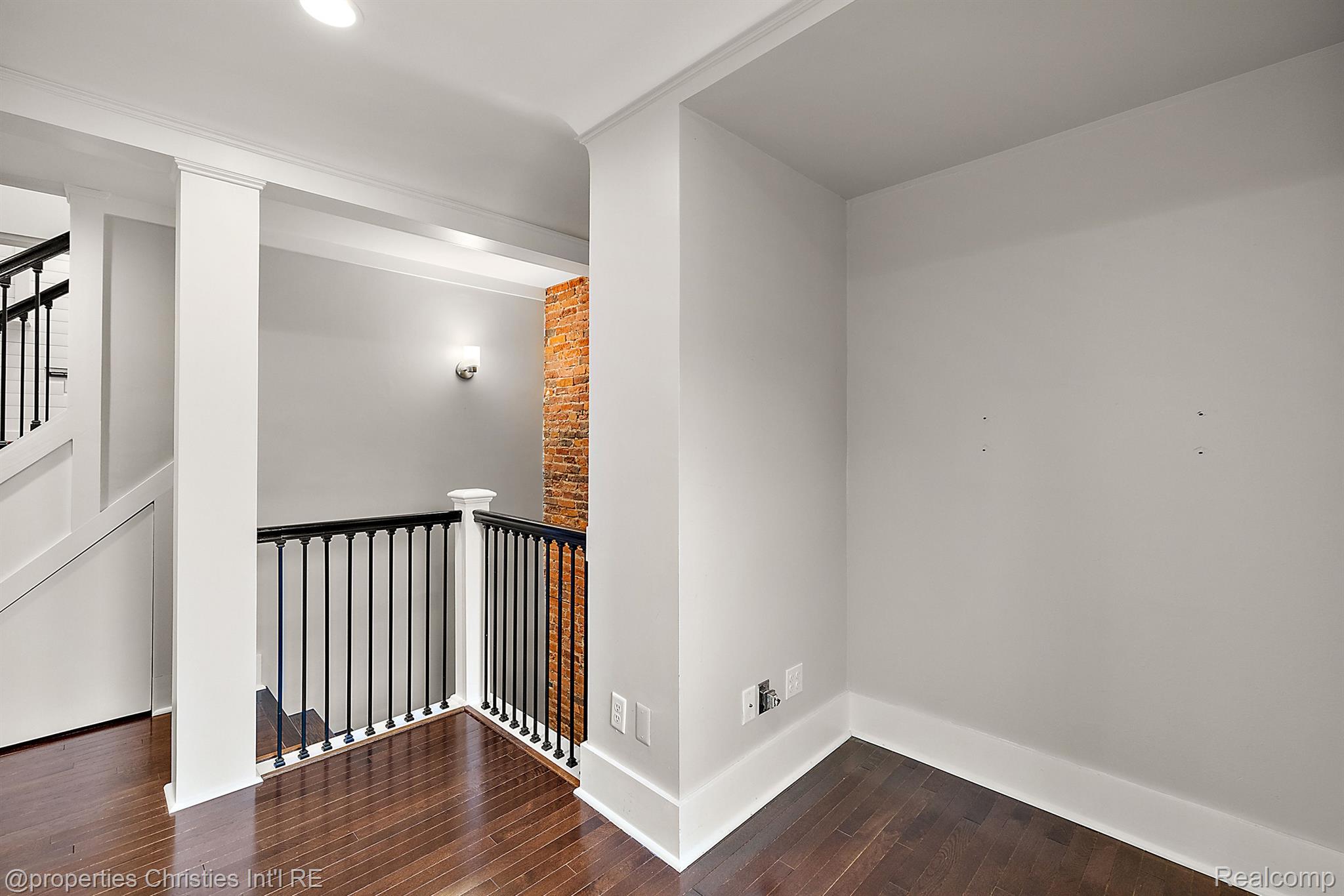 505 Detroit Street 2