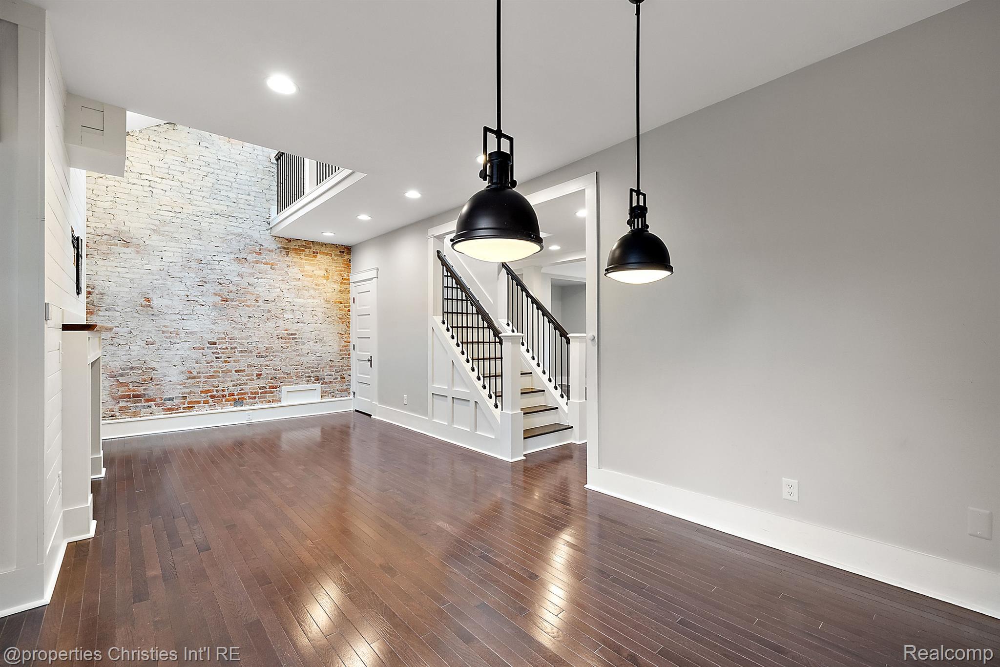 505 Detroit Street 2