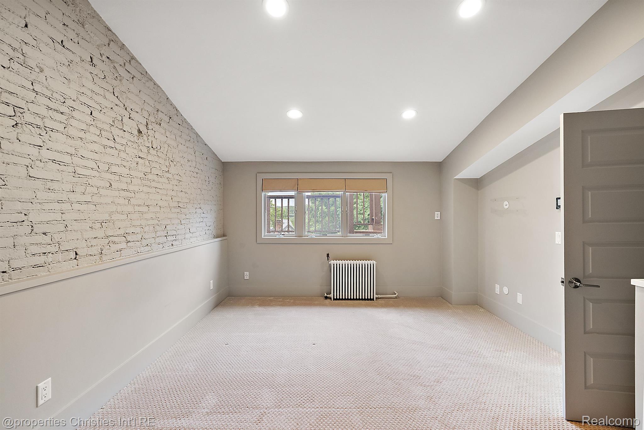 505 Detroit Street 2