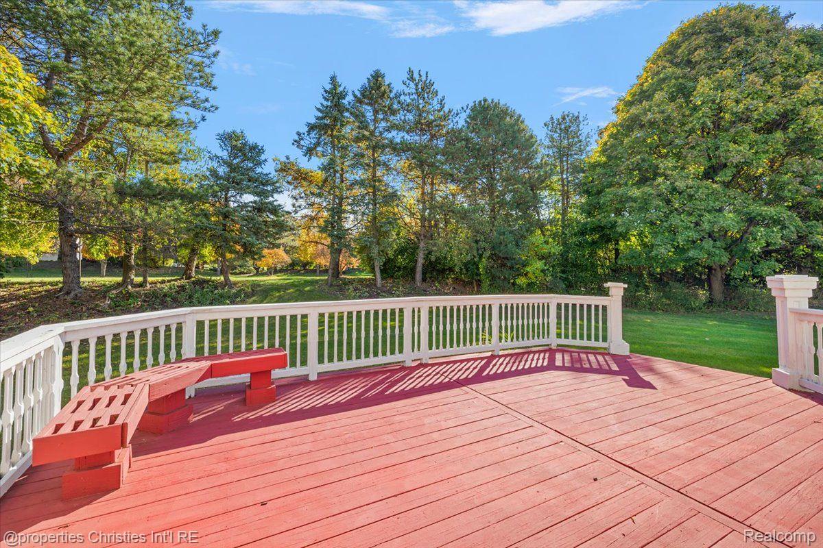 4866 Riverchase Drive