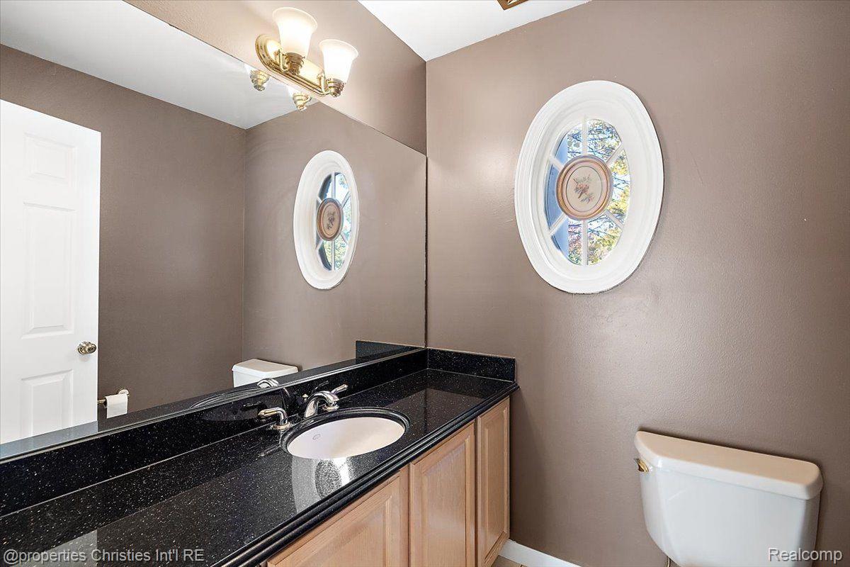 4866 Riverchase Drive