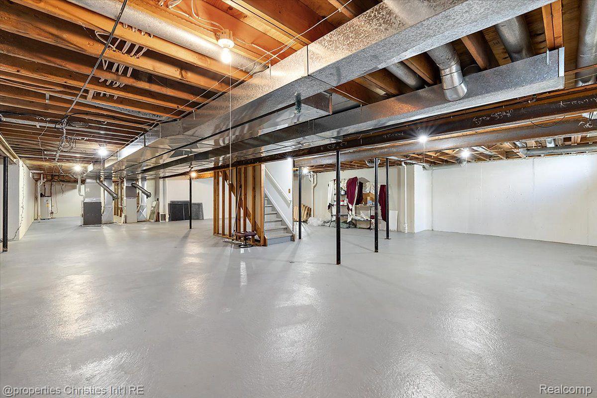 4866 Riverchase Drive