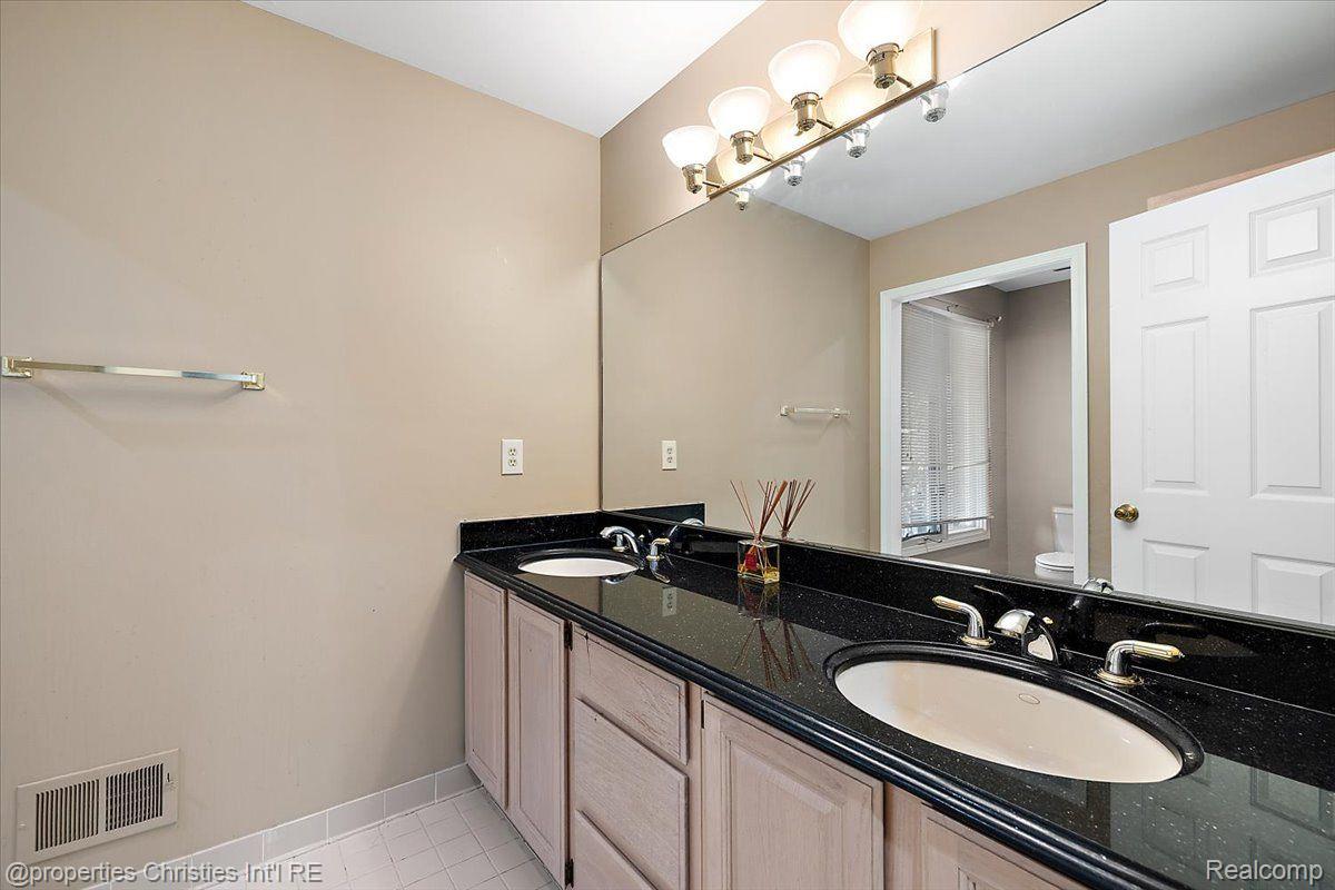 4866 Riverchase Drive