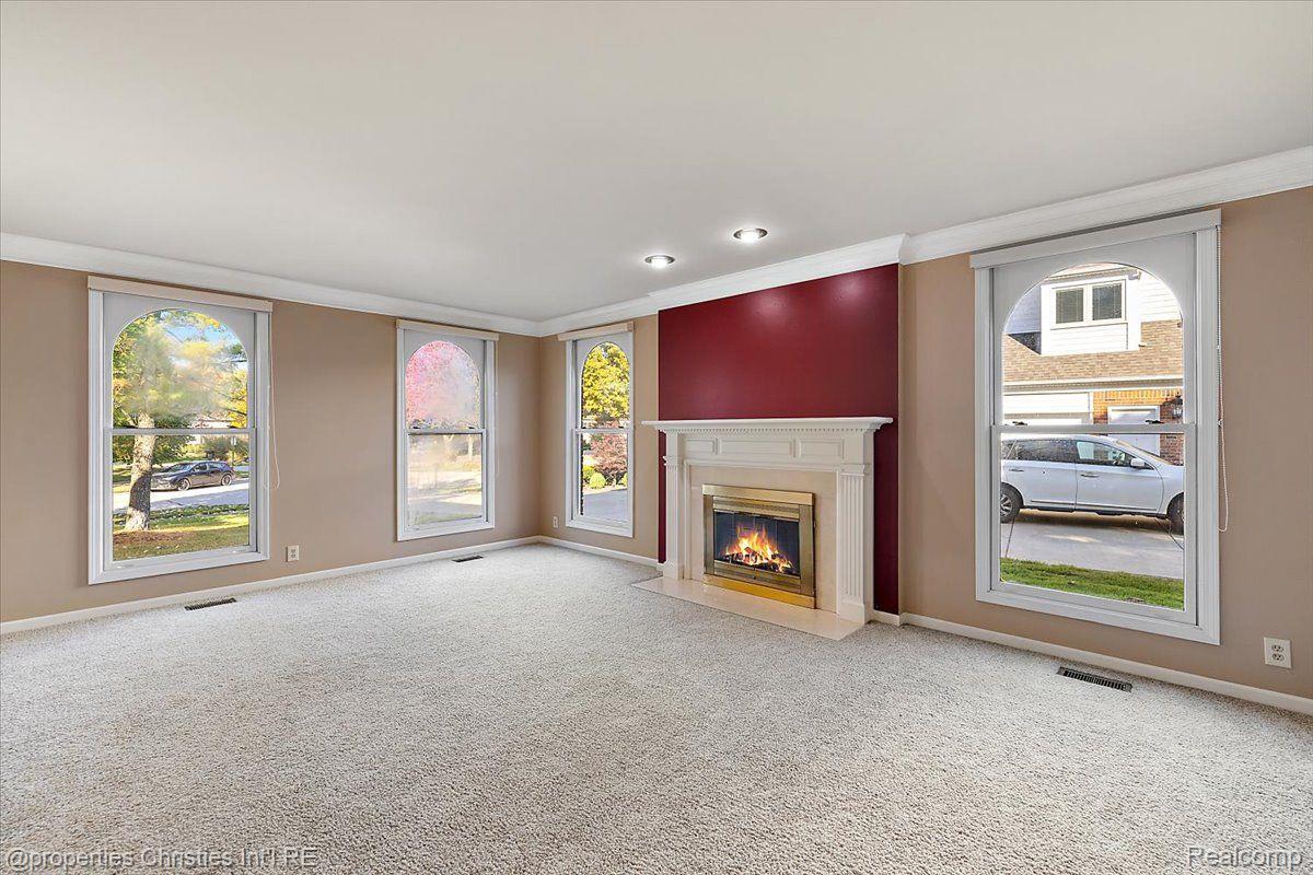 4866 Riverchase Drive