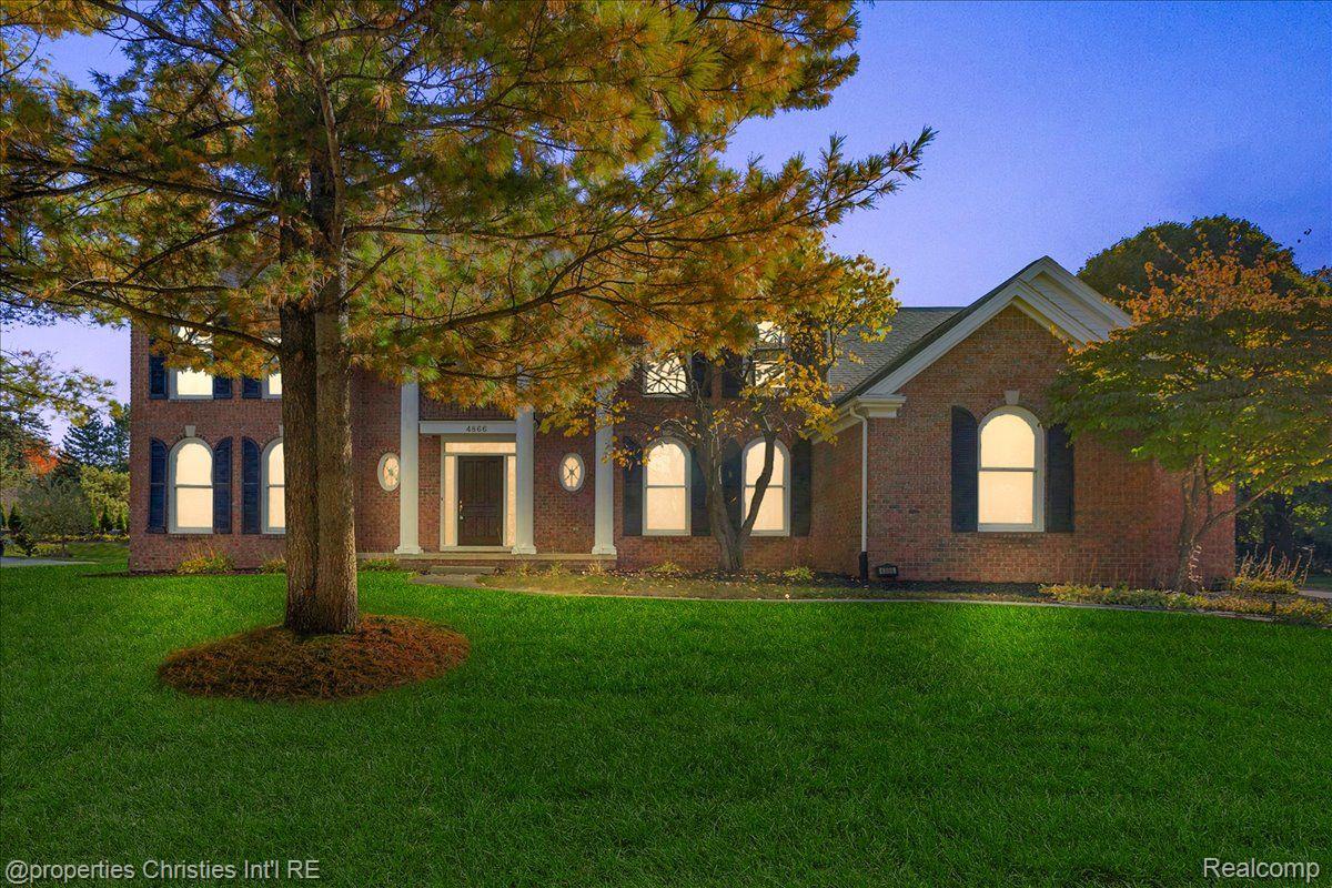 4866 Riverchase Drive